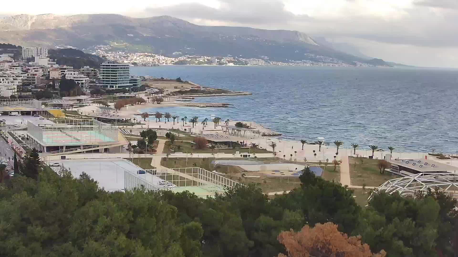 Playa Žnjan e instalaciones deportivas – Split