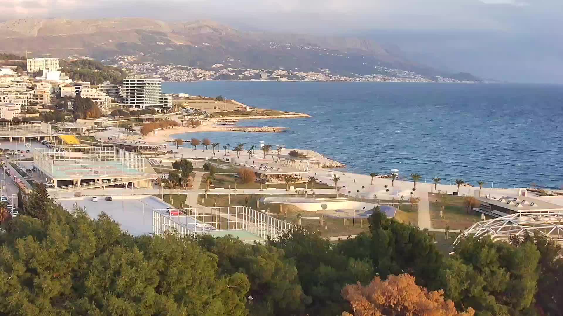 Plage Žnjan et installations sportives – Split