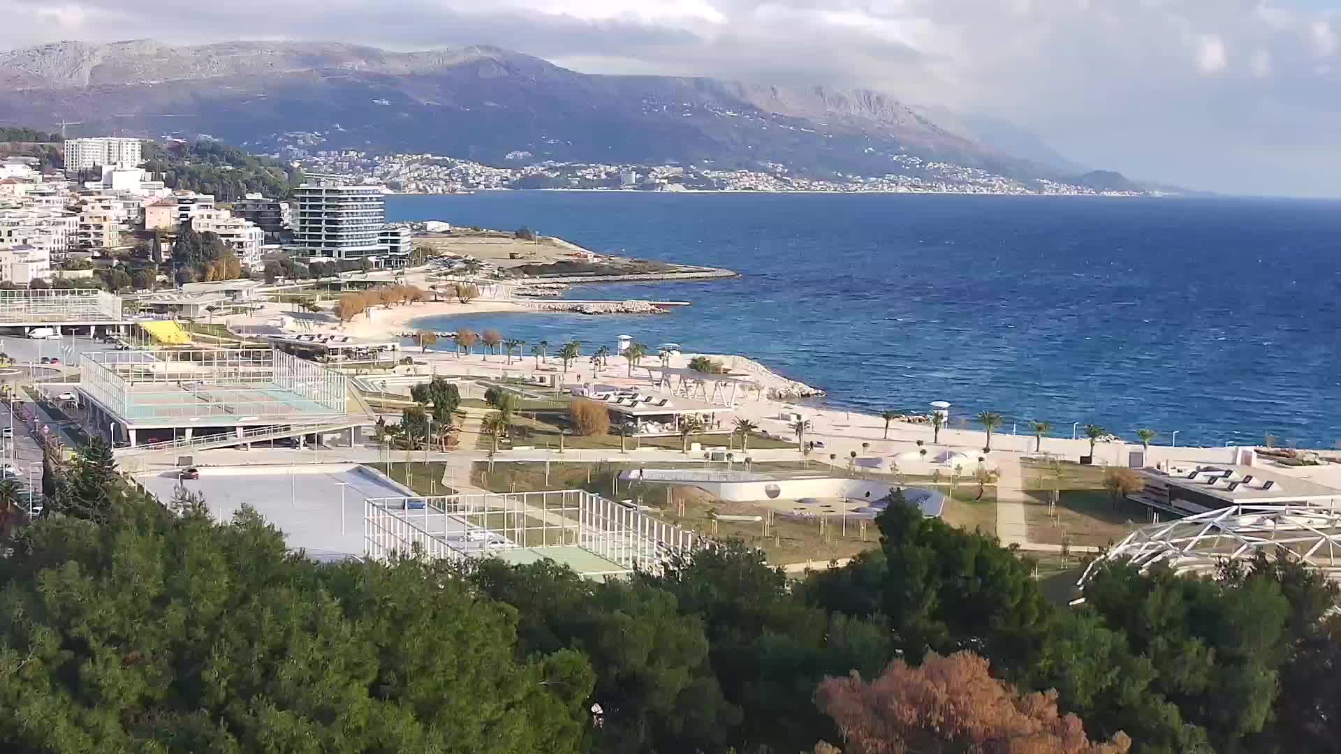 Plaža Žnjan in športni objekti – Split