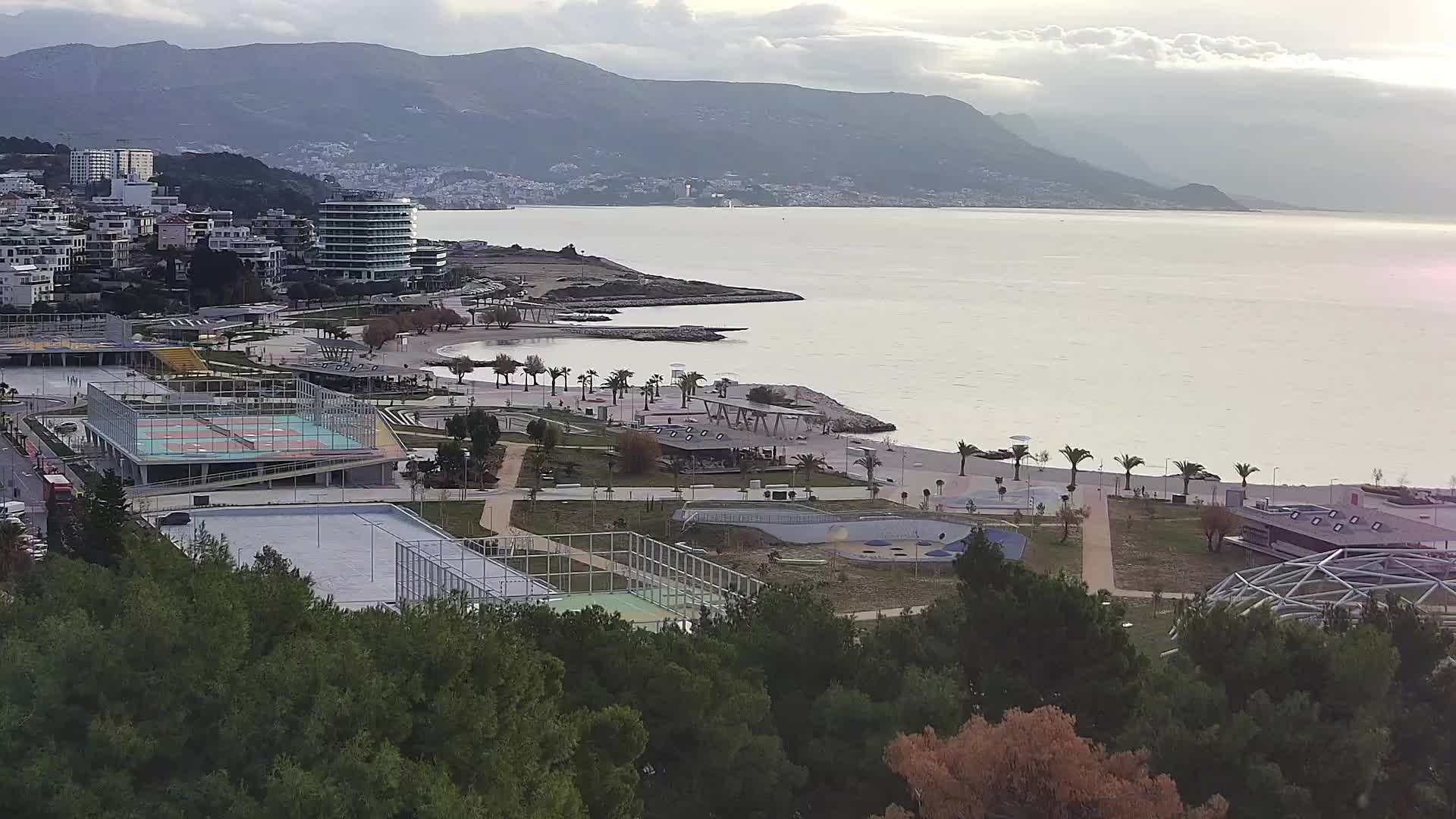 Playa Žnjan e instalaciones deportivas – Split
