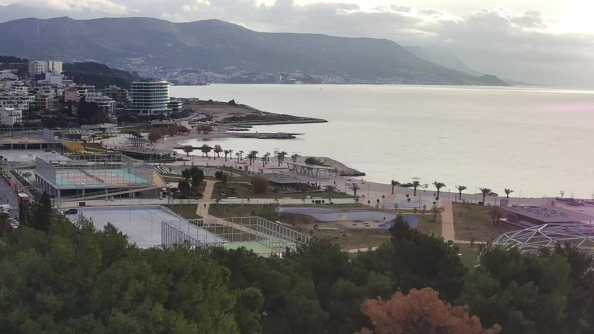 Plaža Žnjan in športni objekti – Split