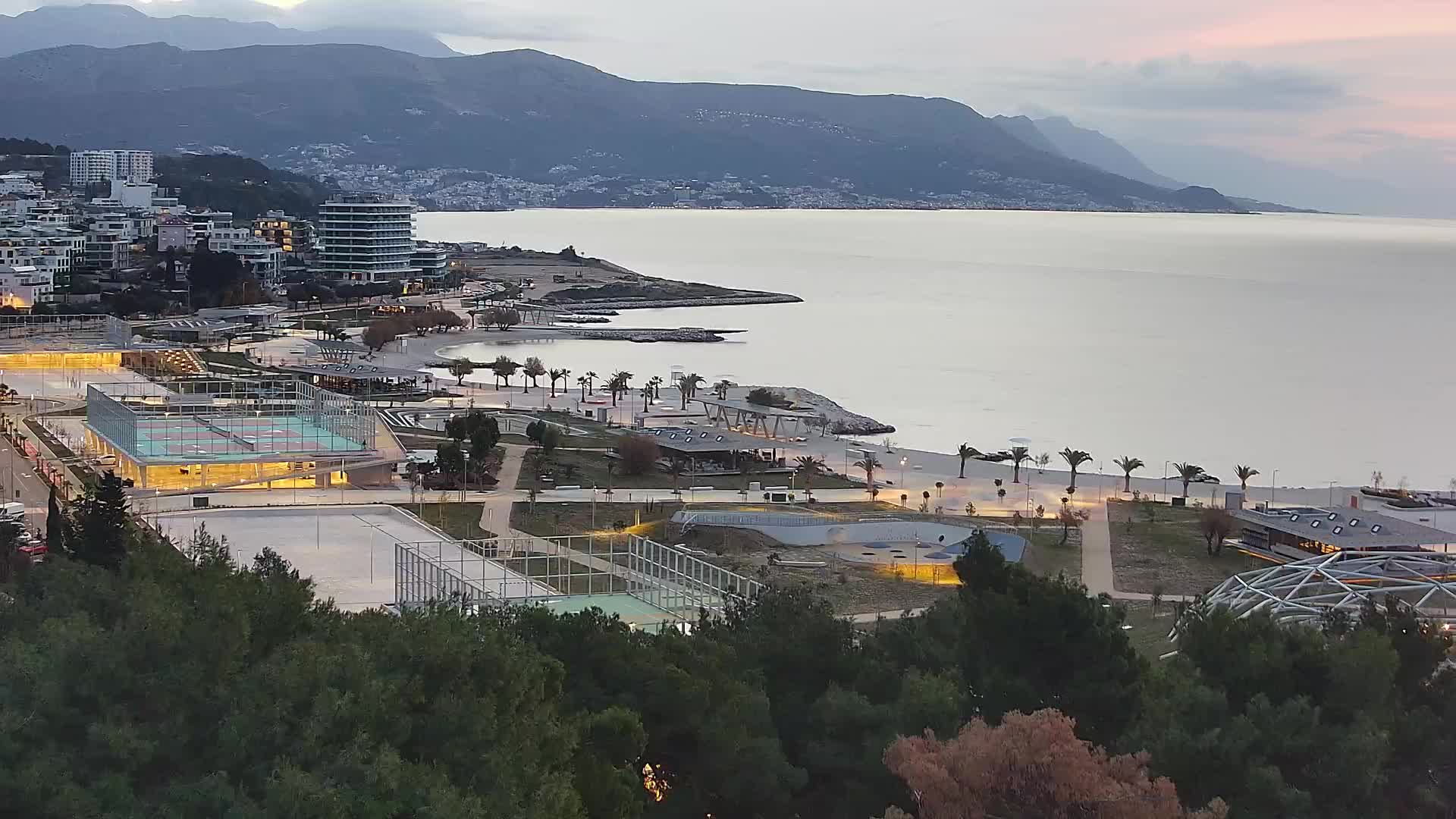 Spiaggia di Žnjan e impianti sportivi – Spalato