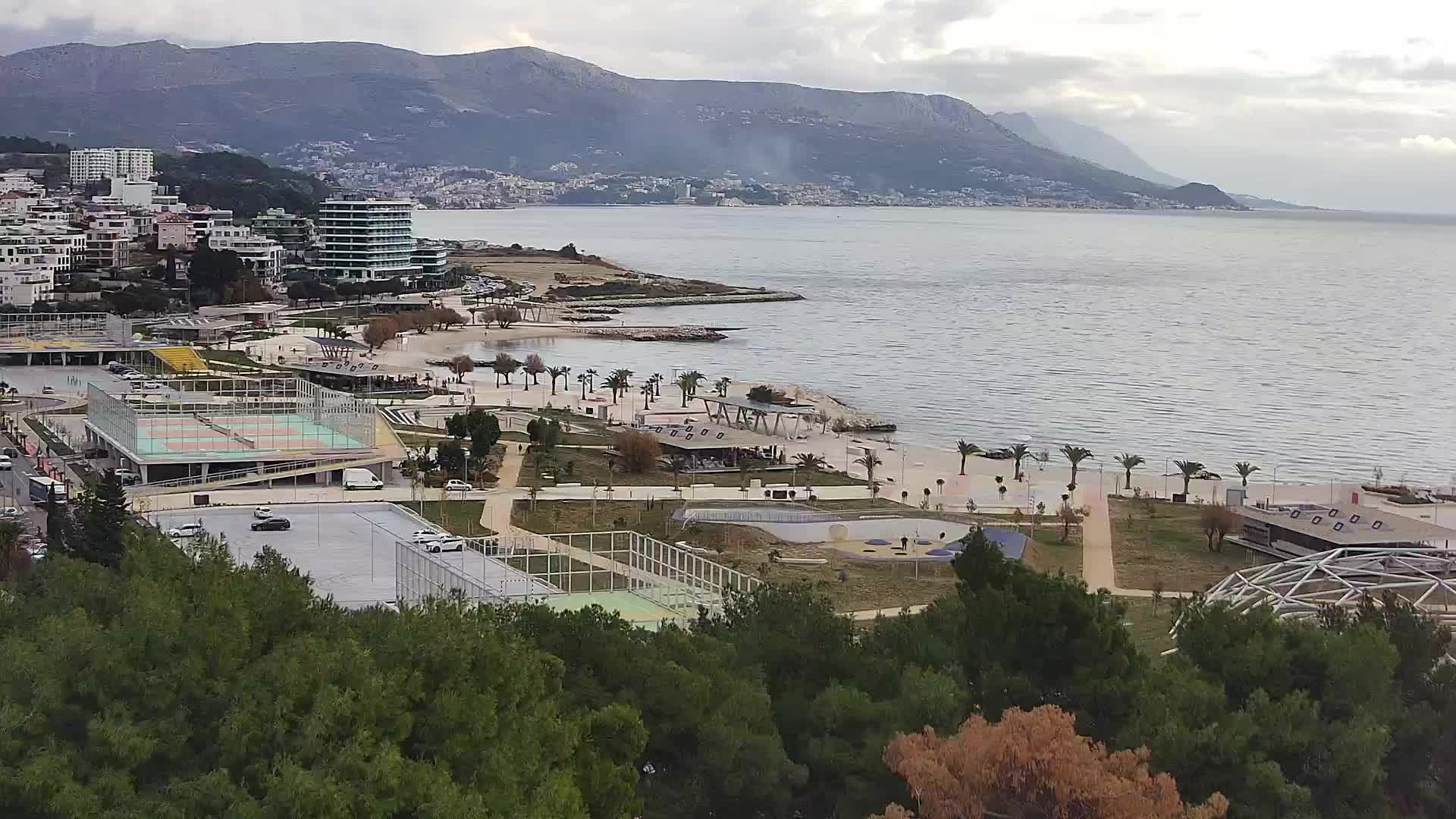 Plage Žnjan et installations sportives – Split