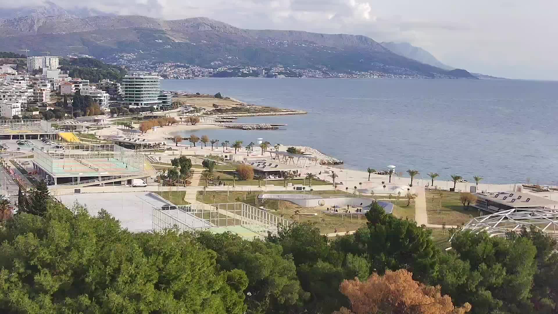 Plaža Žnjan in športni objekti – Split