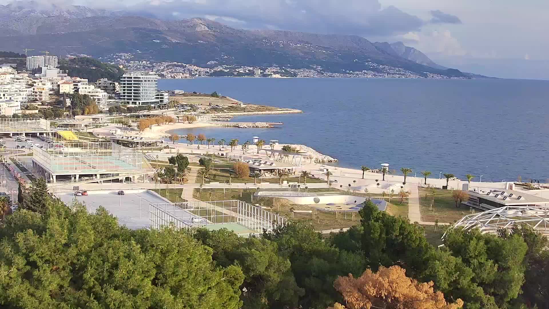 Plaža Žnjan in športni objekti – Split