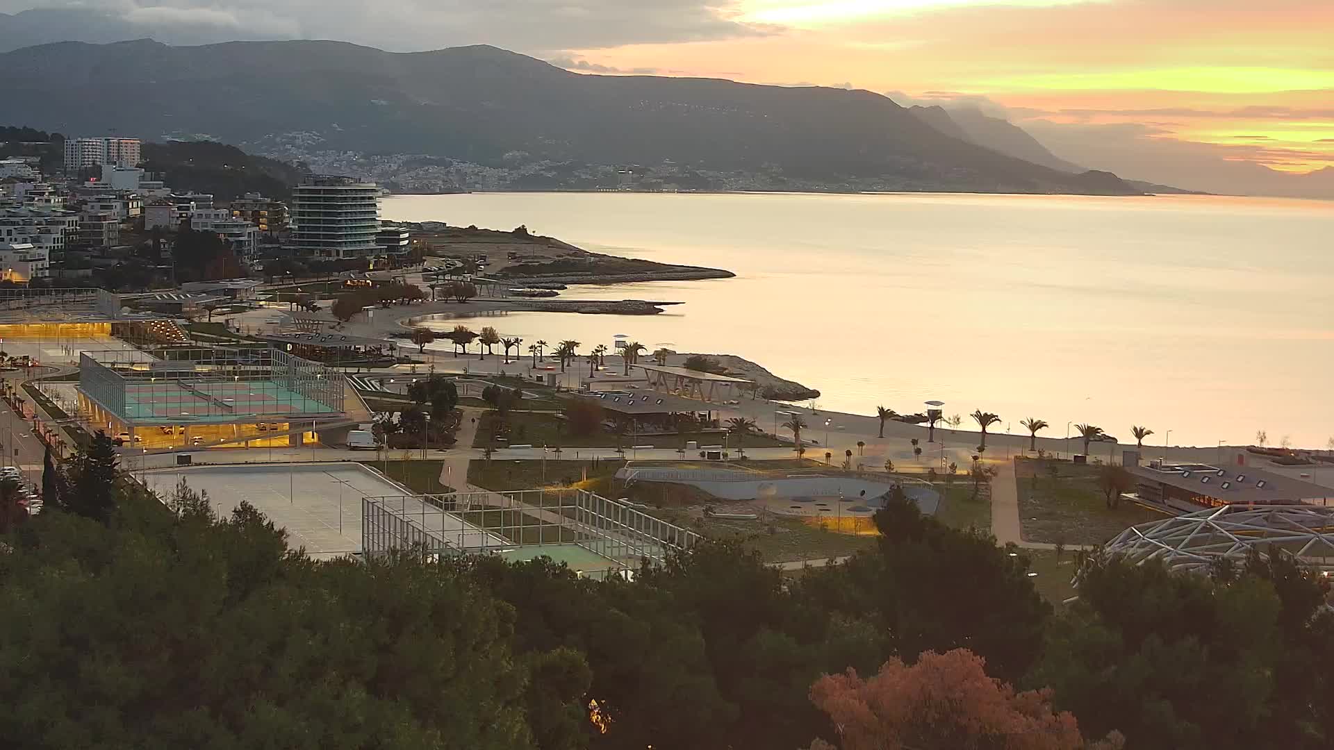 Plage Žnjan et installations sportives – Split
