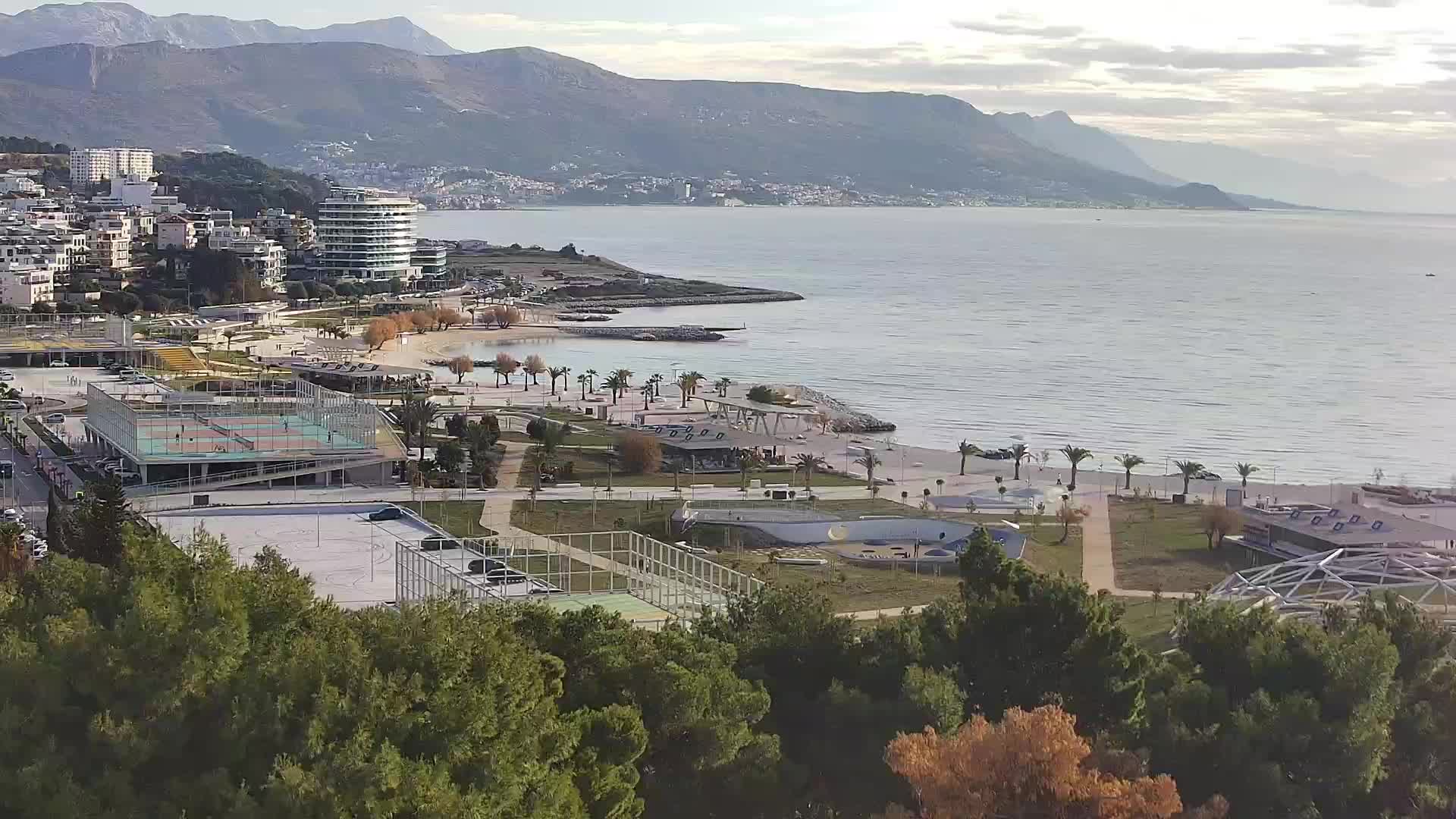 Plaža Žnjan in športni objekti – Split
