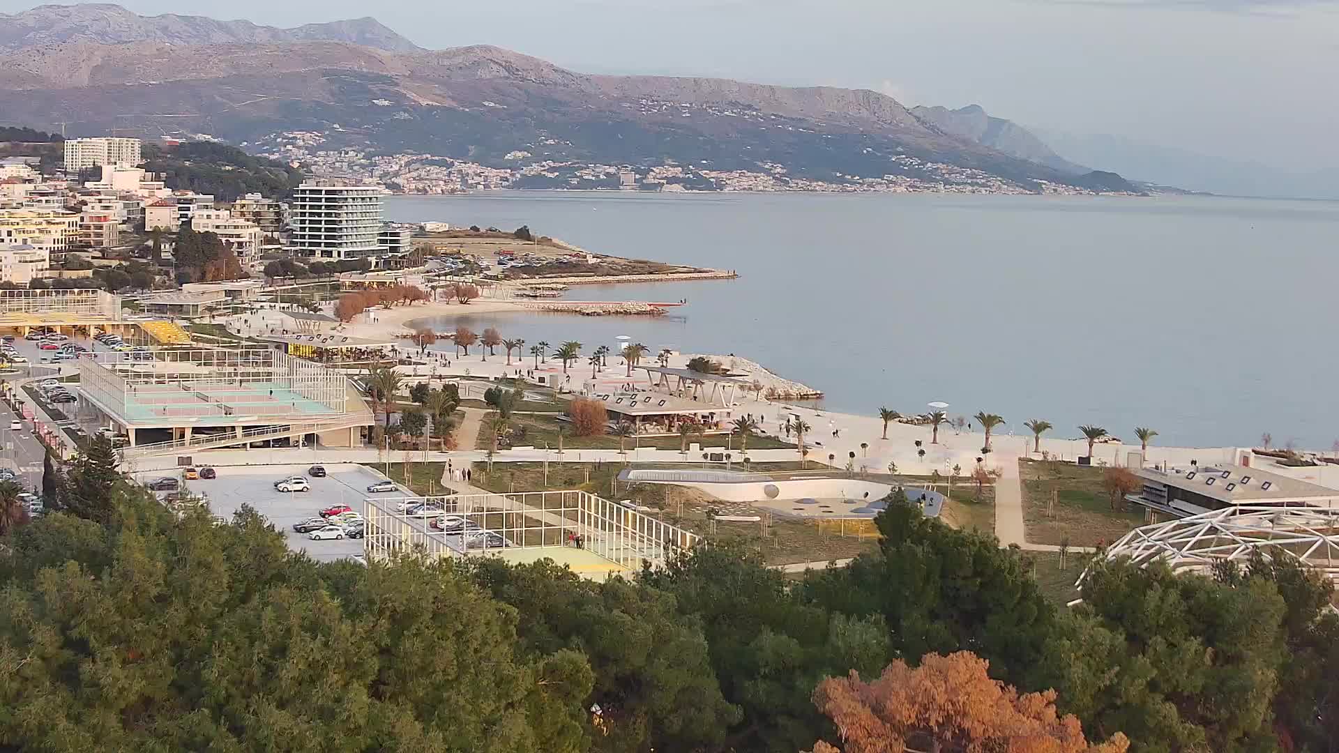 Plaža Žnjan in športni objekti – Split