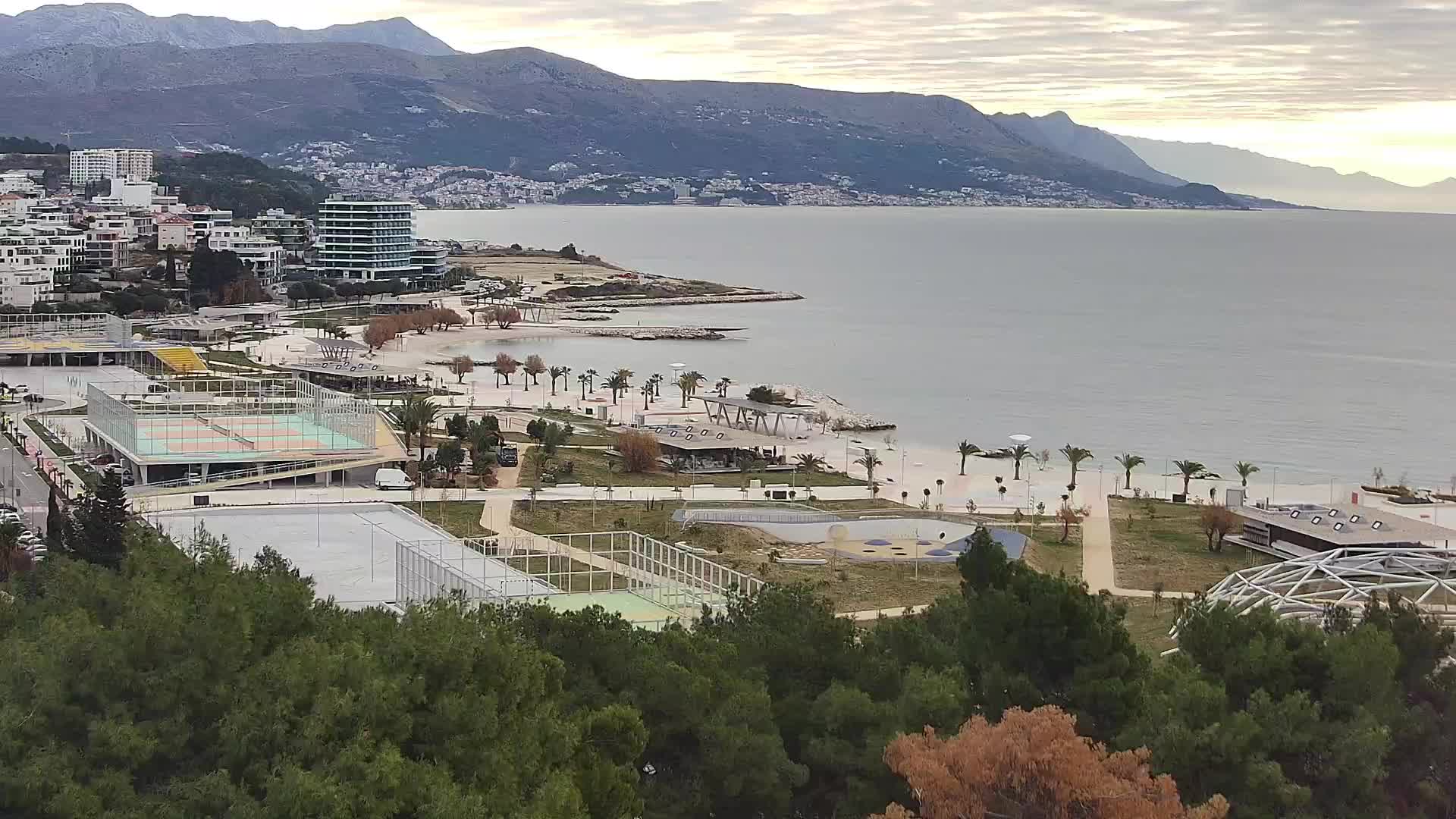 Spiaggia di Žnjan e impianti sportivi – Spalato