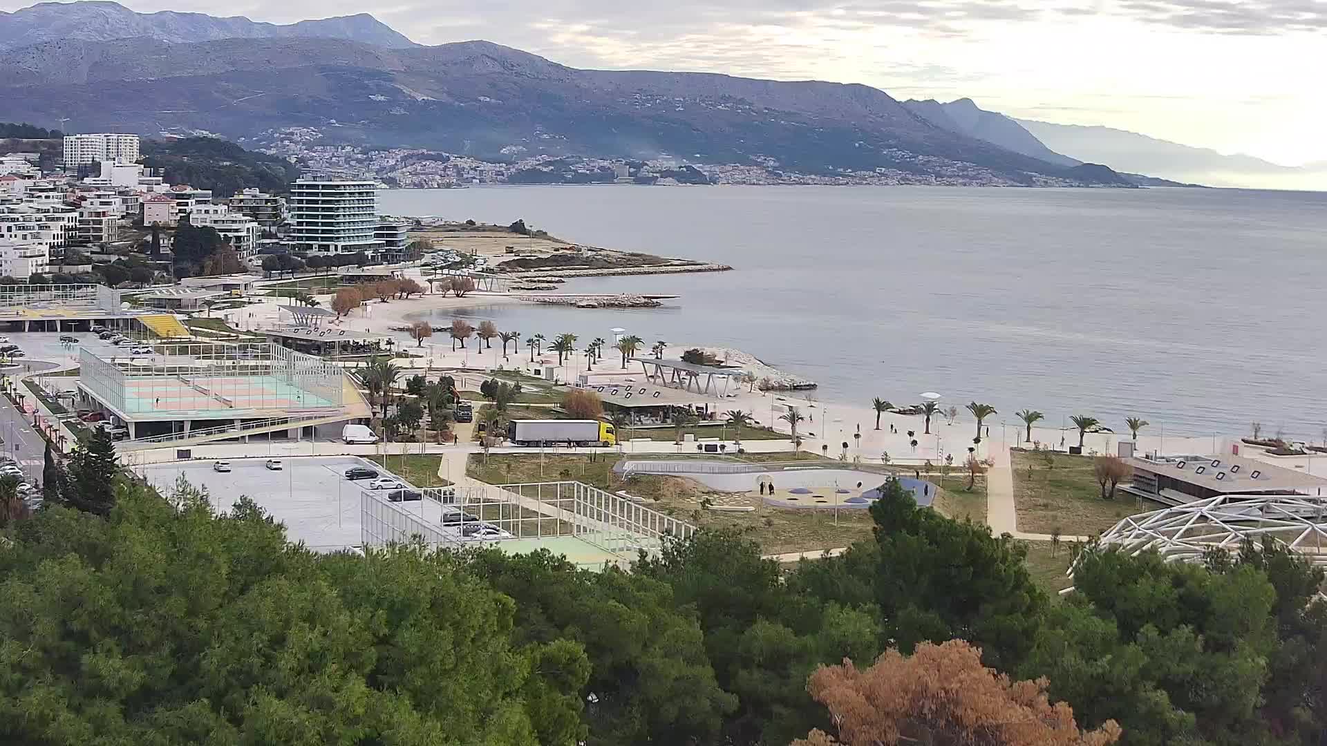 Spiaggia di Žnjan e impianti sportivi – Spalato
