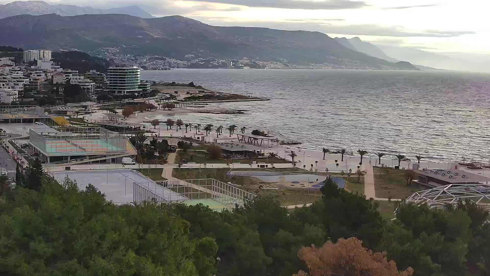Plage Žnjan et installations sportives – Split
