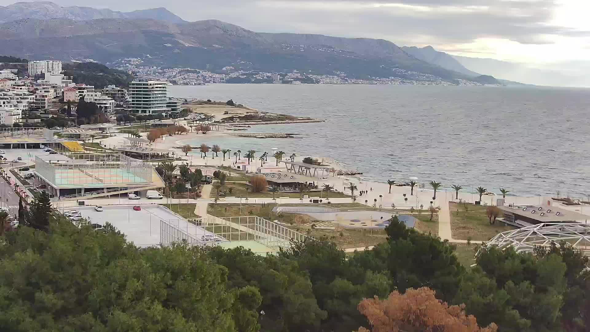 Plage Žnjan et installations sportives – Split