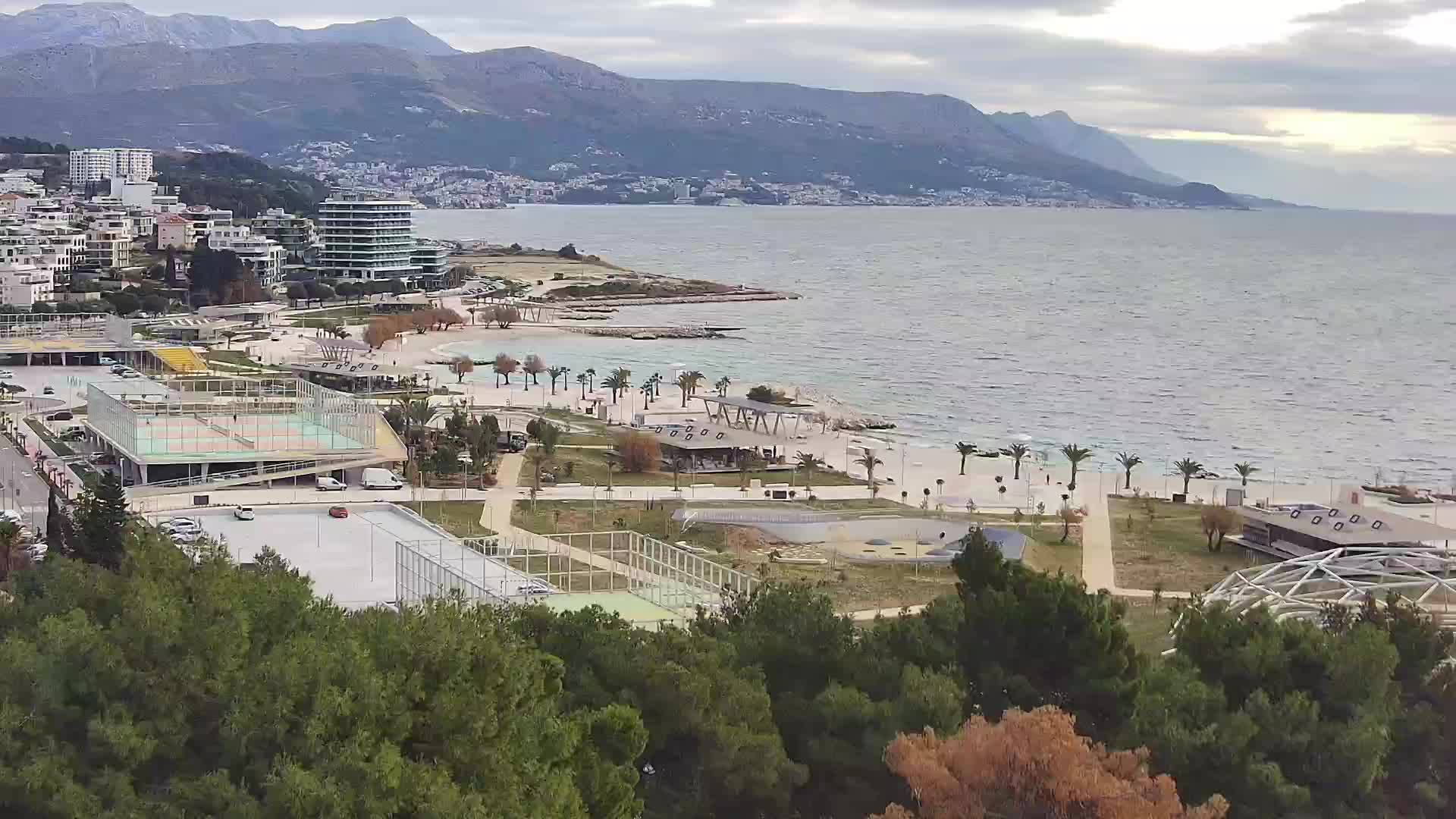 Playa Žnjan e instalaciones deportivas – Split