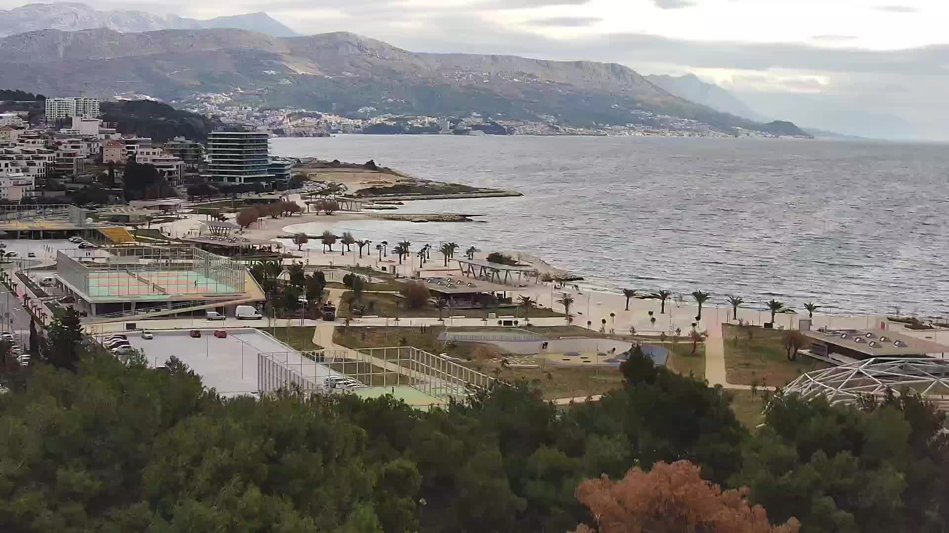 Plaža Žnjan in športni objekti – Split