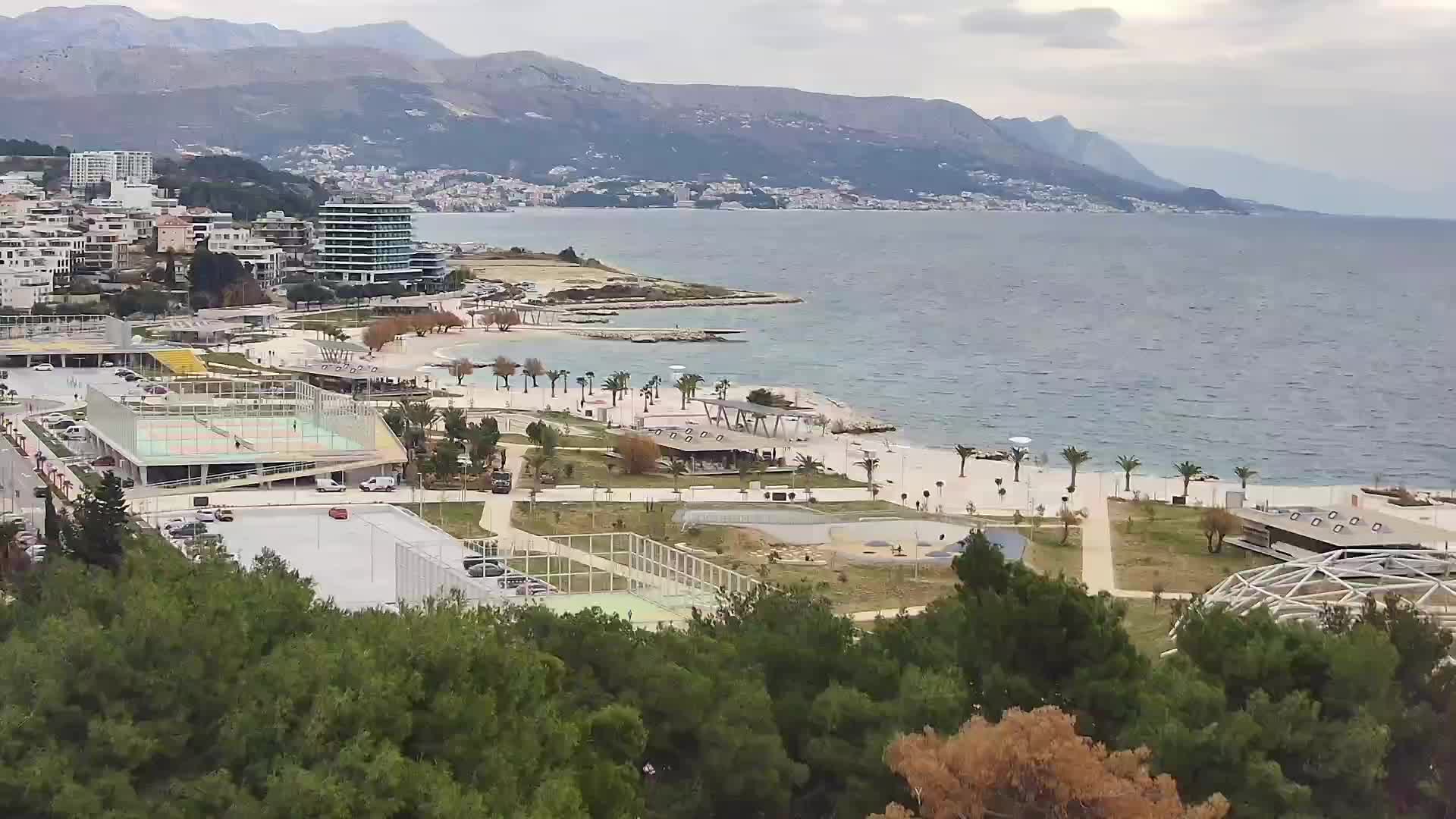 Plaža Žnjan in športni objekti – Split