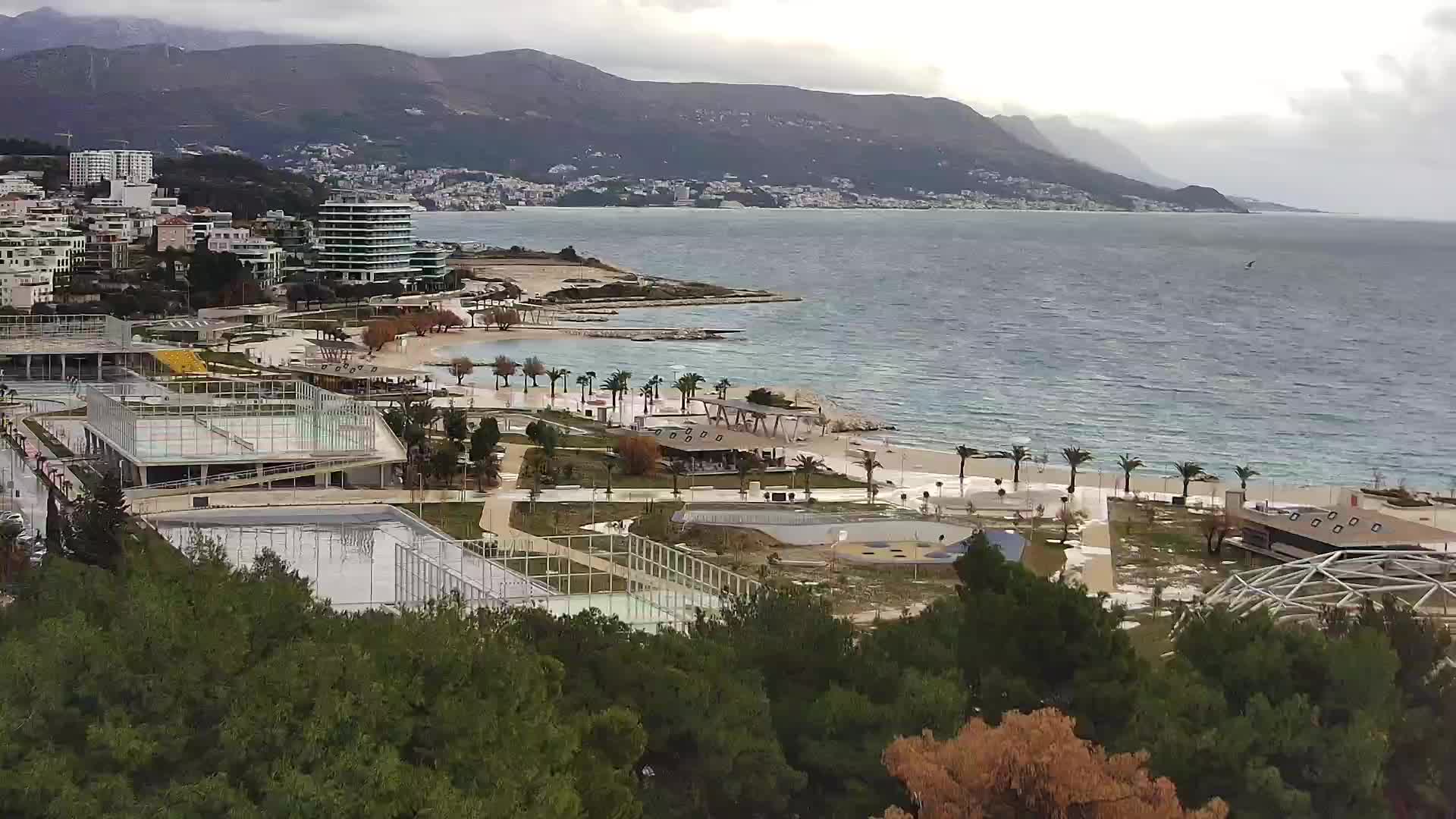Plaža Žnjan in športni objekti – Split