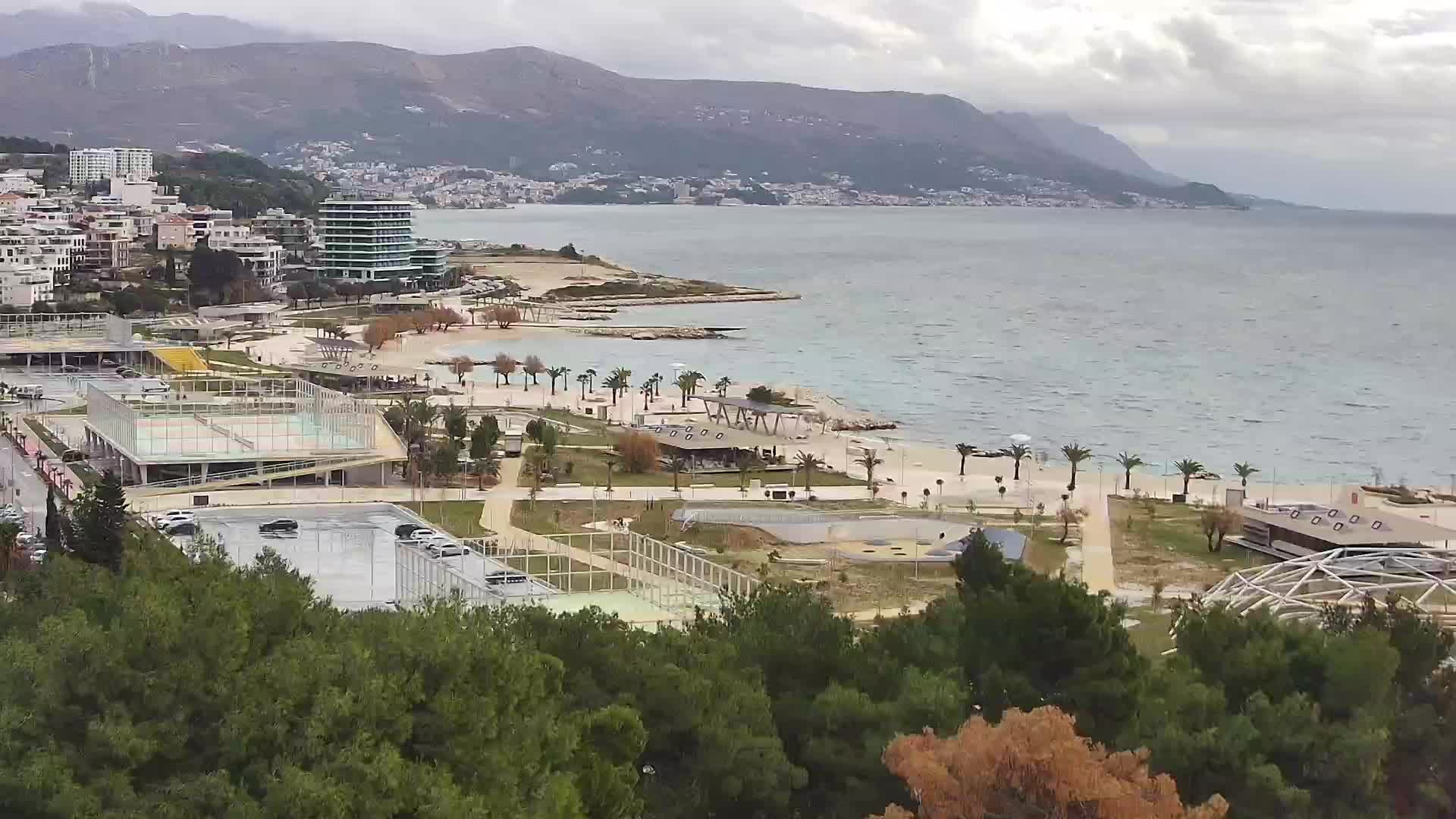 Plage Žnjan et installations sportives – Split