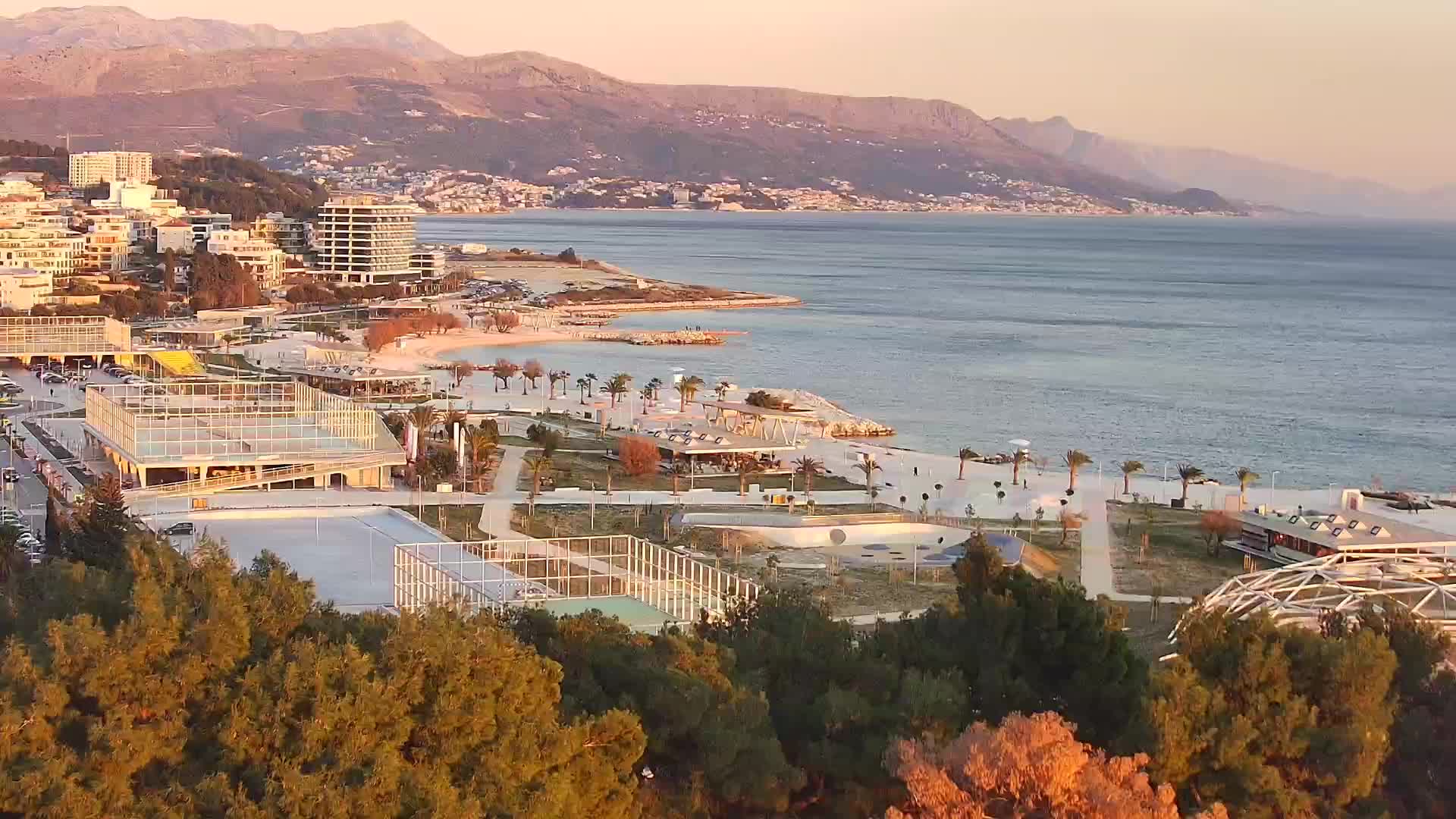 Playa Žnjan e instalaciones deportivas – Split