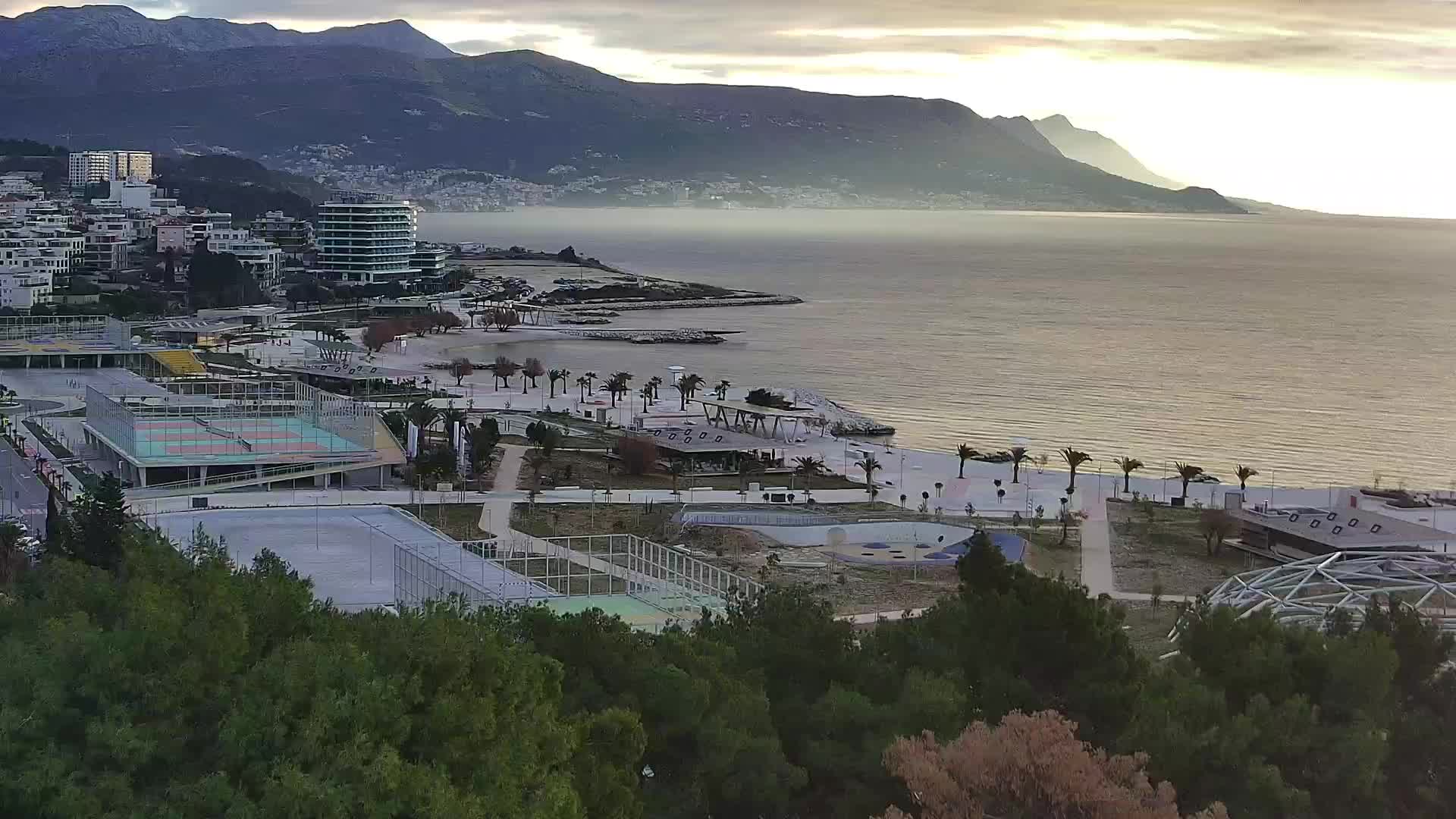 Plage Žnjan et installations sportives – Split