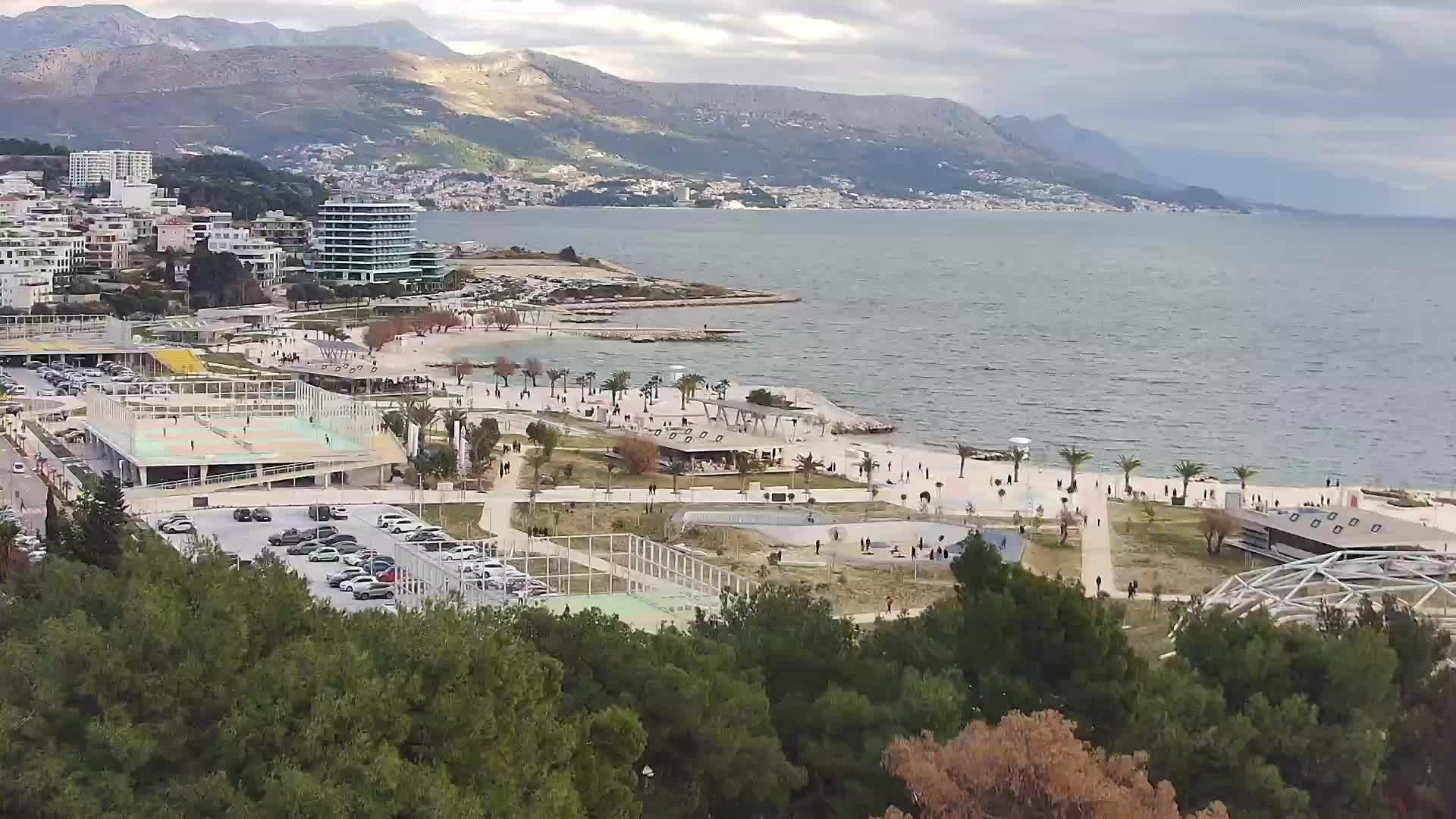 Plage Žnjan et installations sportives – Split