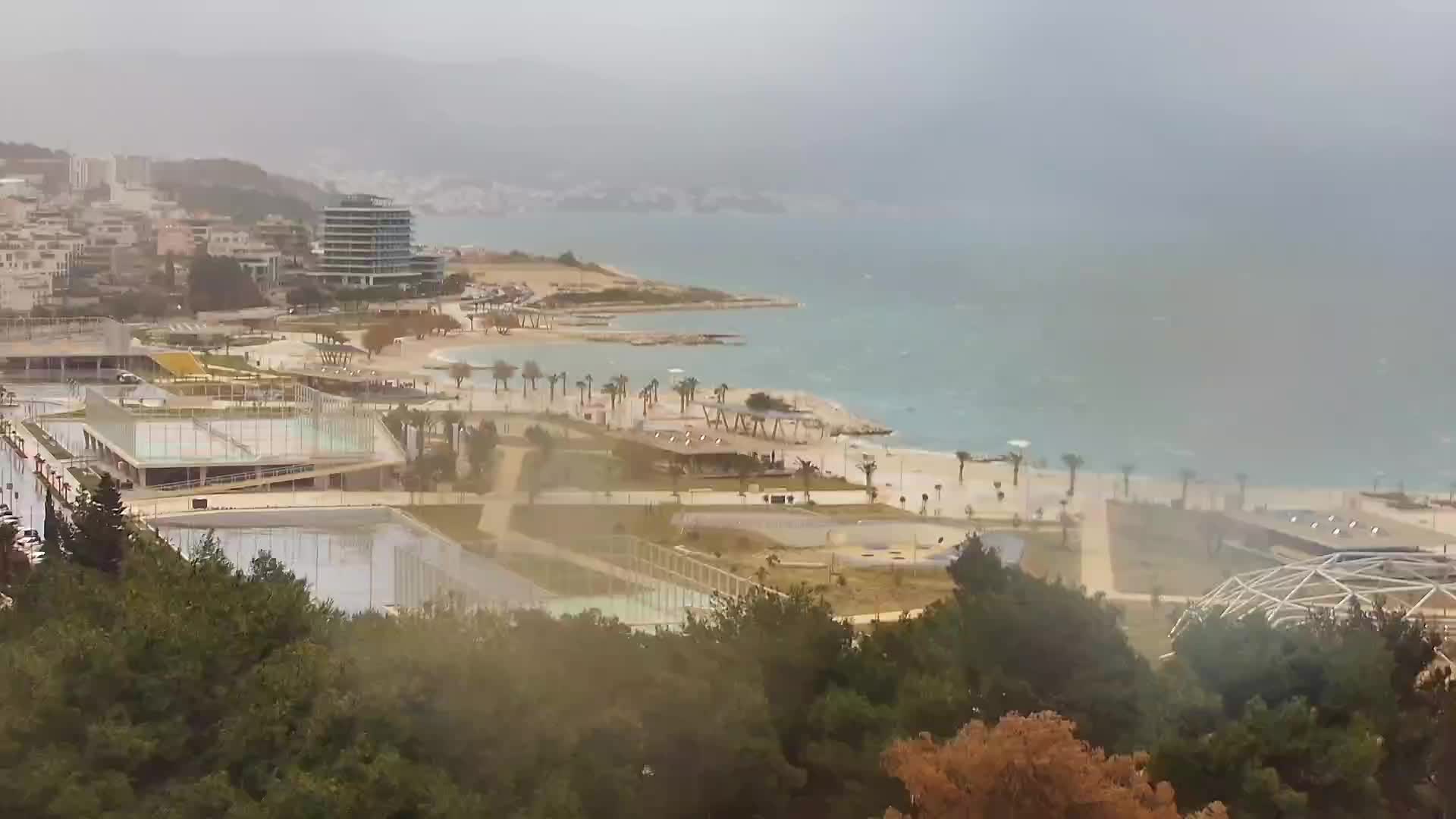 Playa Žnjan e instalaciones deportivas – Split