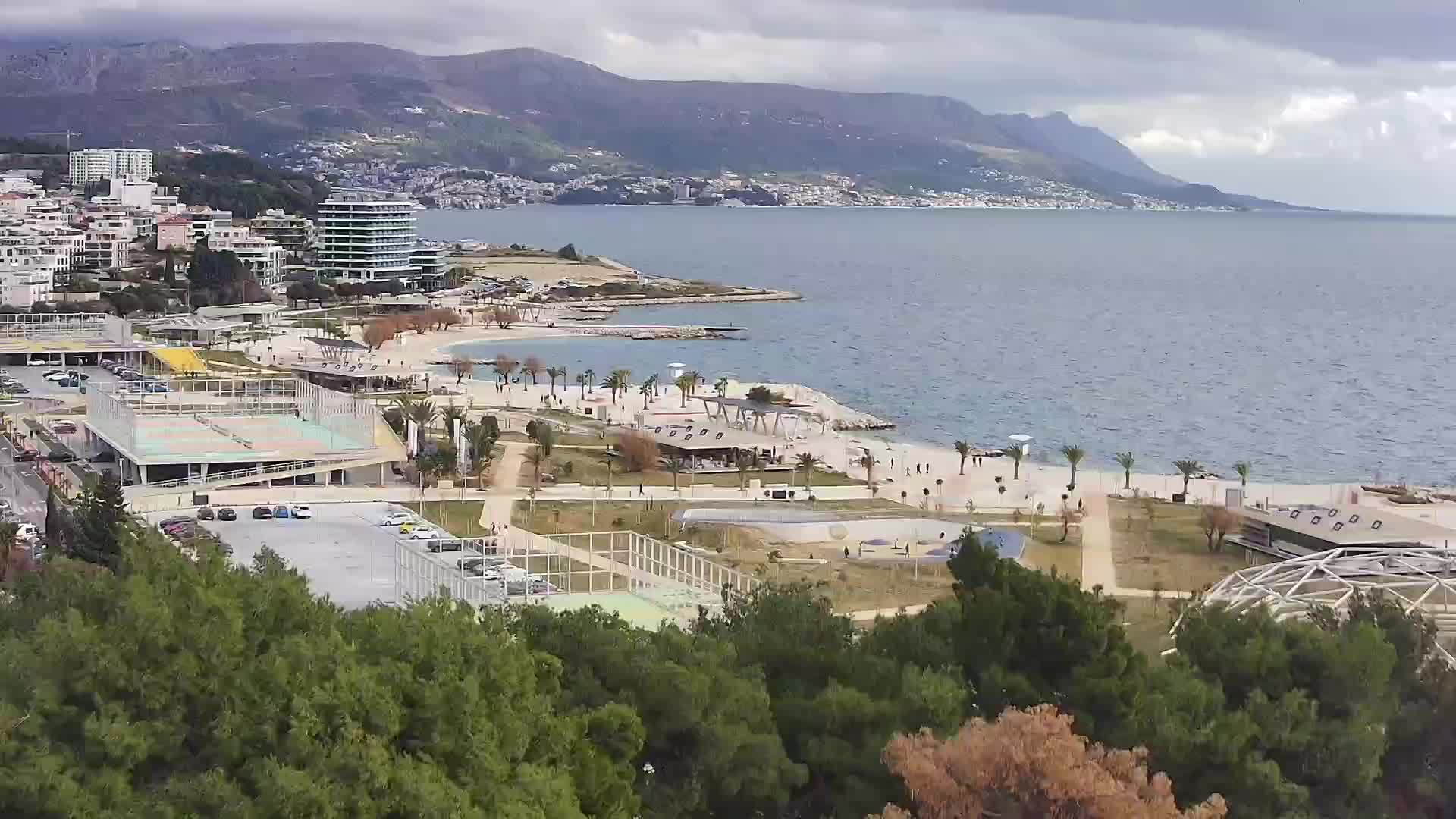 Playa Žnjan e instalaciones deportivas – Split