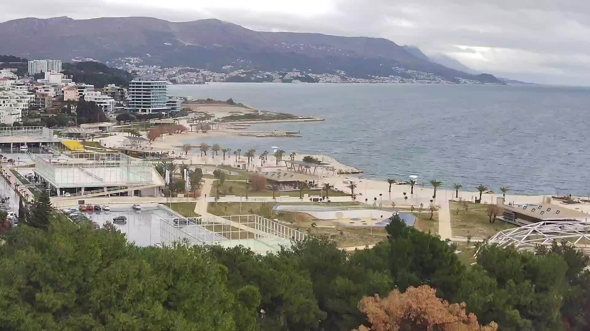 Plaža Žnjan in športni objekti – Split