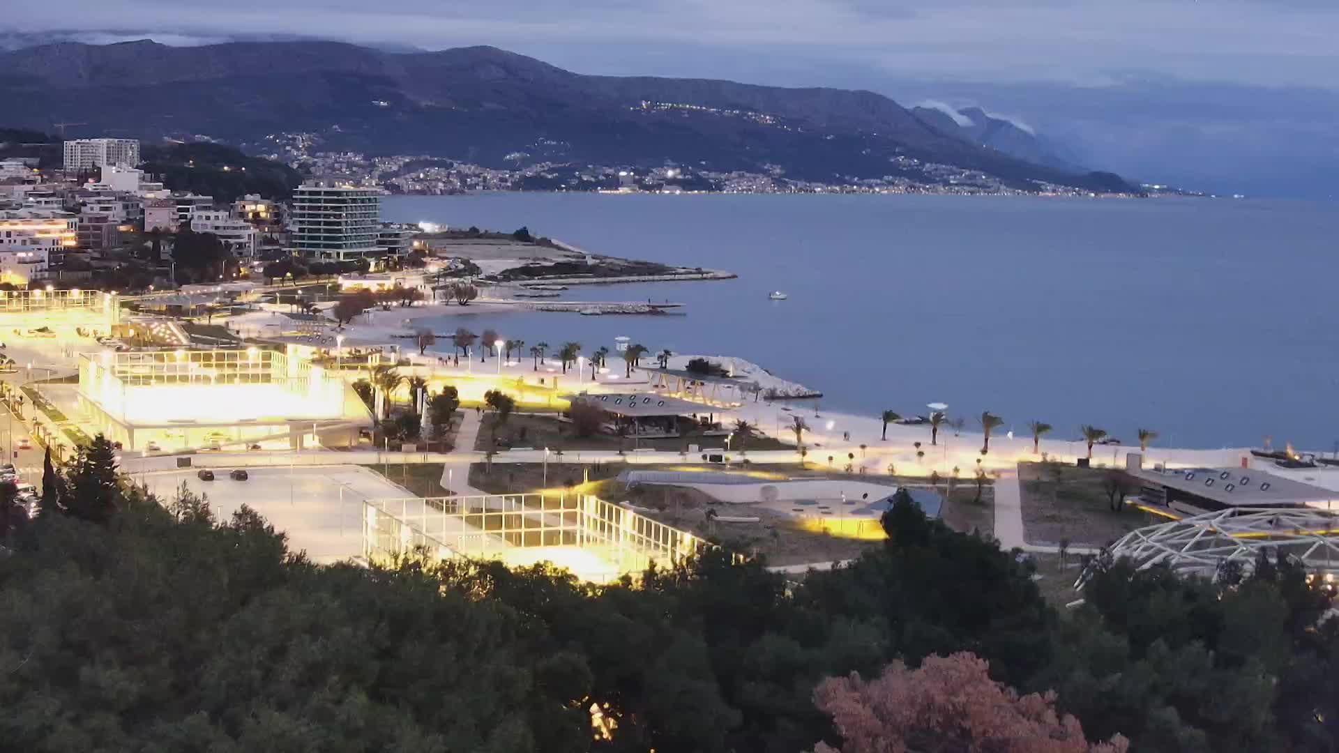 Plage Žnjan et installations sportives – Split