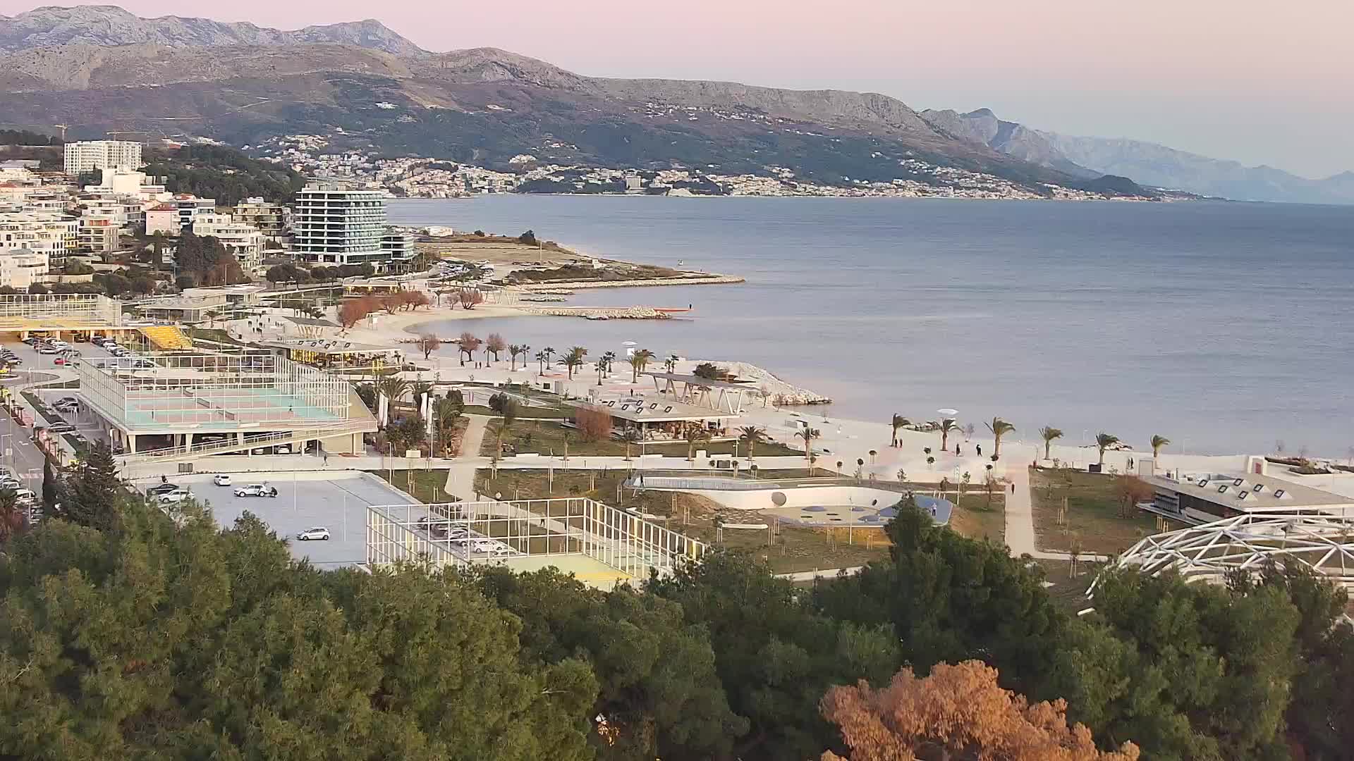 Playa Žnjan e instalaciones deportivas – Split