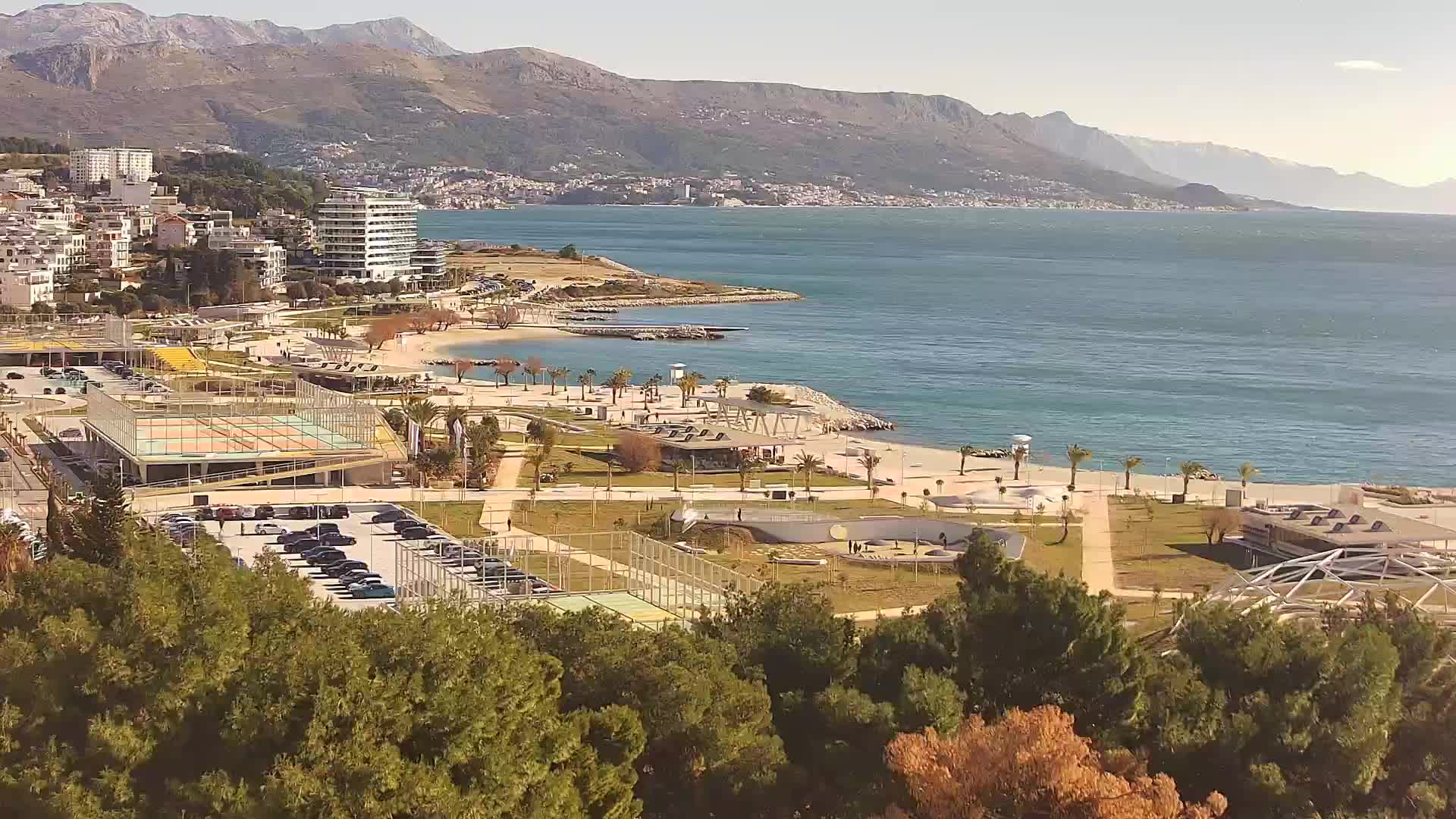 Plaža Žnjan in športni objekti – Split
