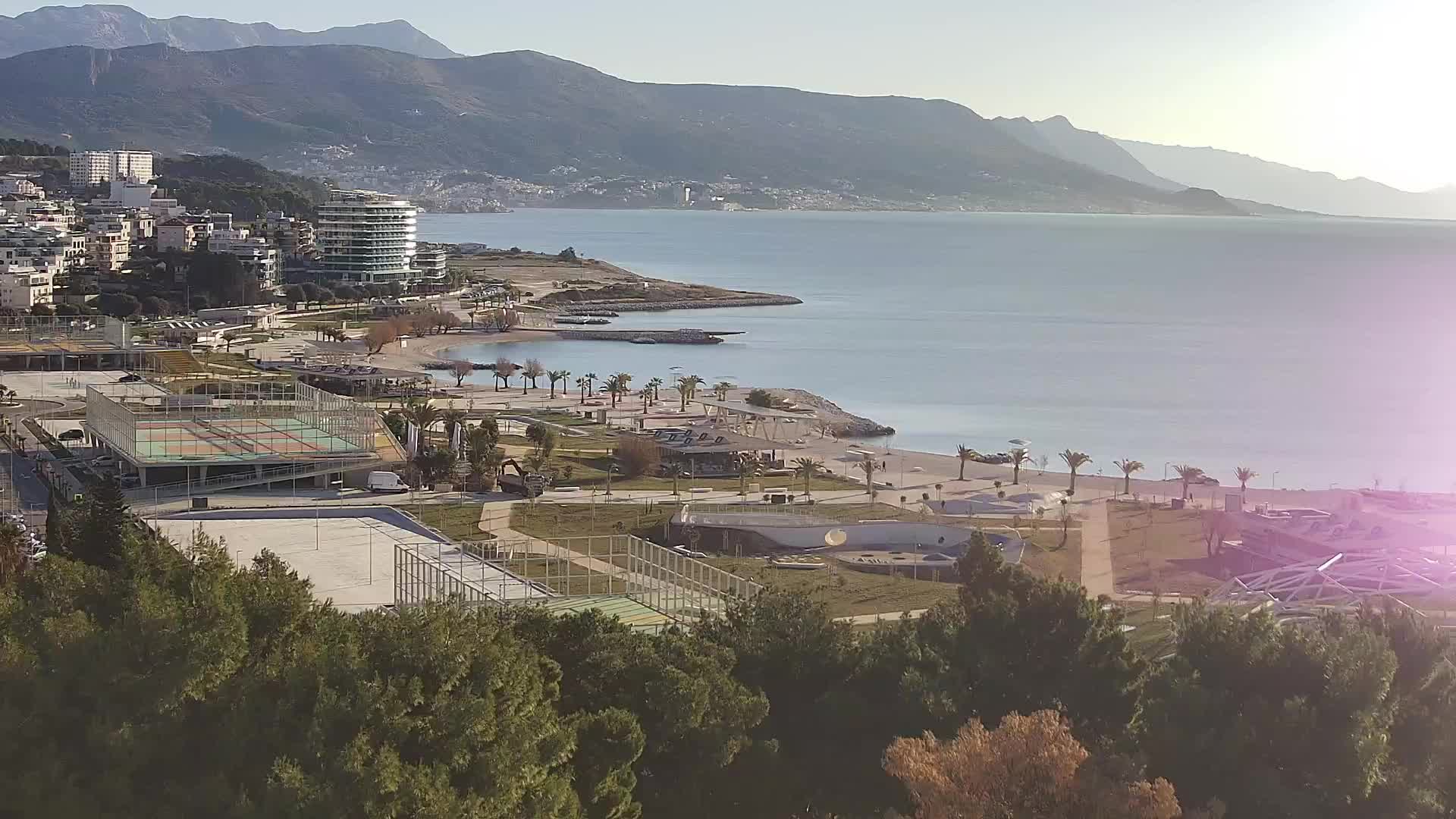 Playa Žnjan e instalaciones deportivas – Split