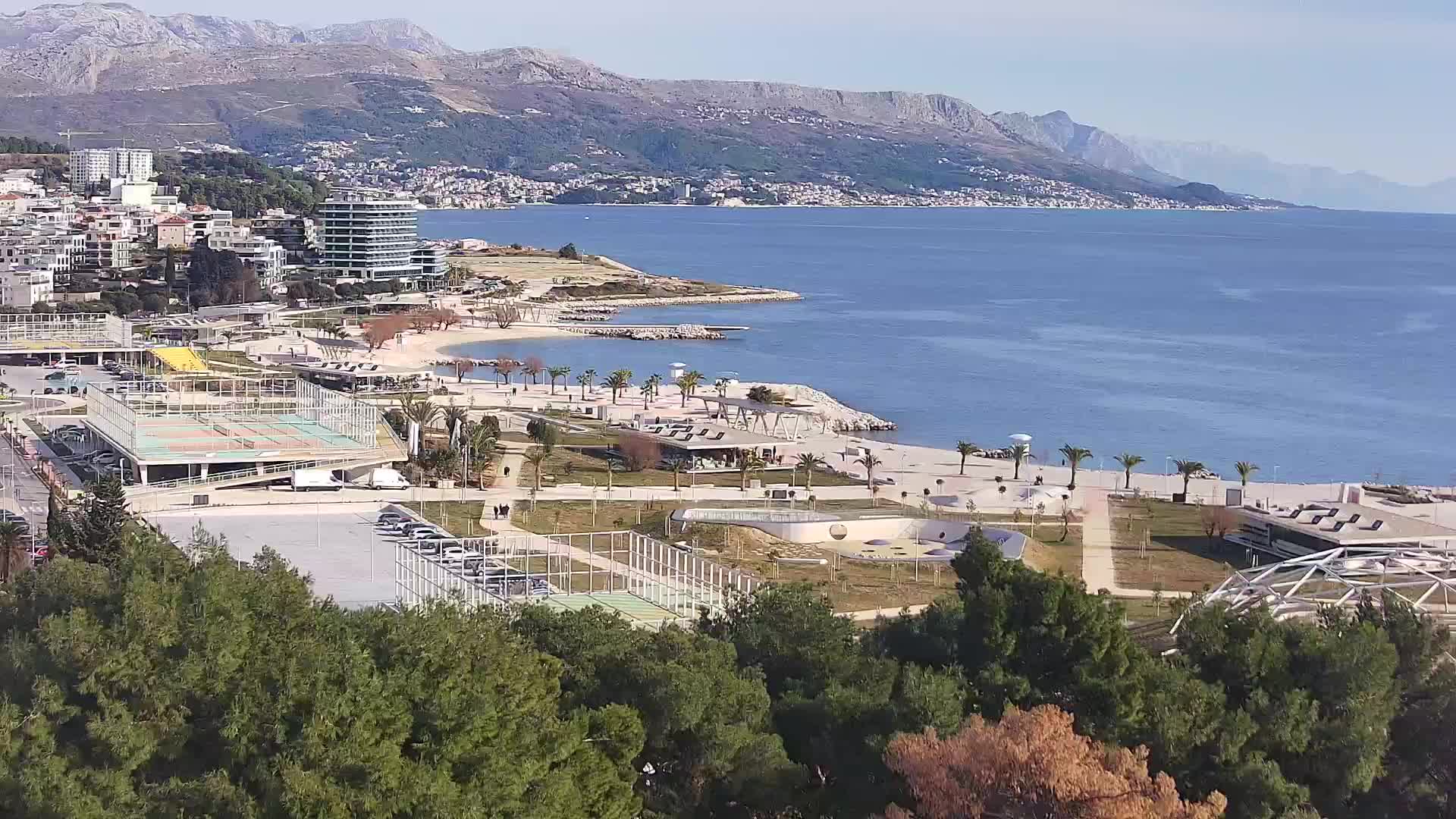 Plaža Žnjan in športni objekti – Split