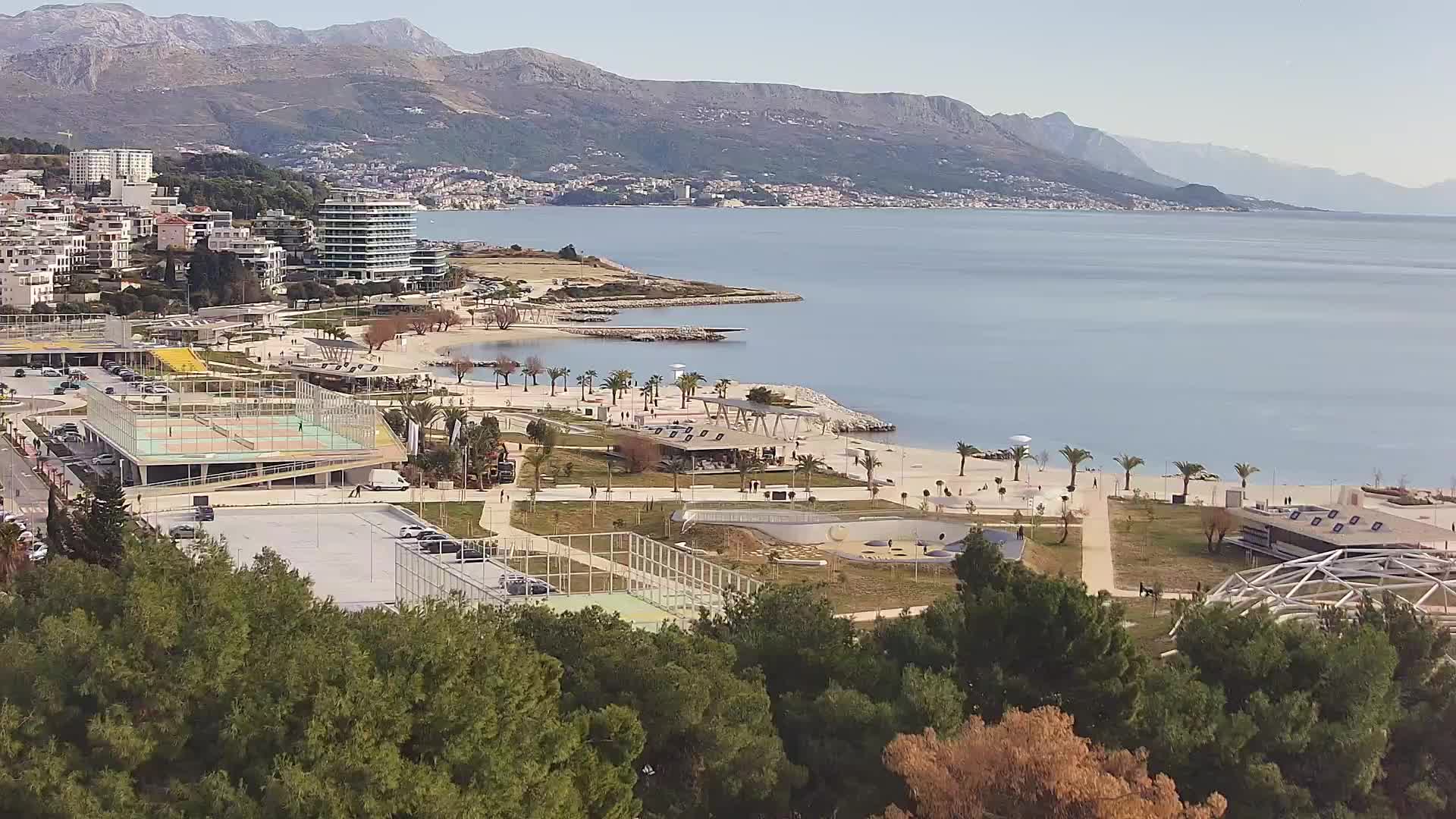 Plaža Žnjan in športni objekti – Split