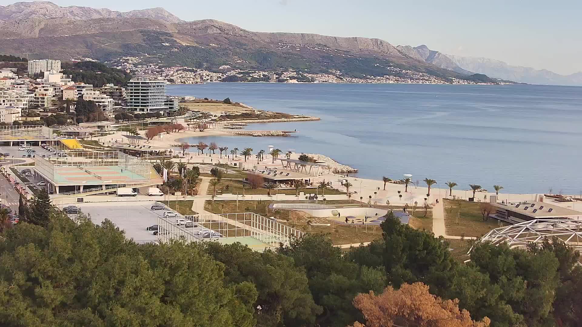 Plage Žnjan et installations sportives – Split
