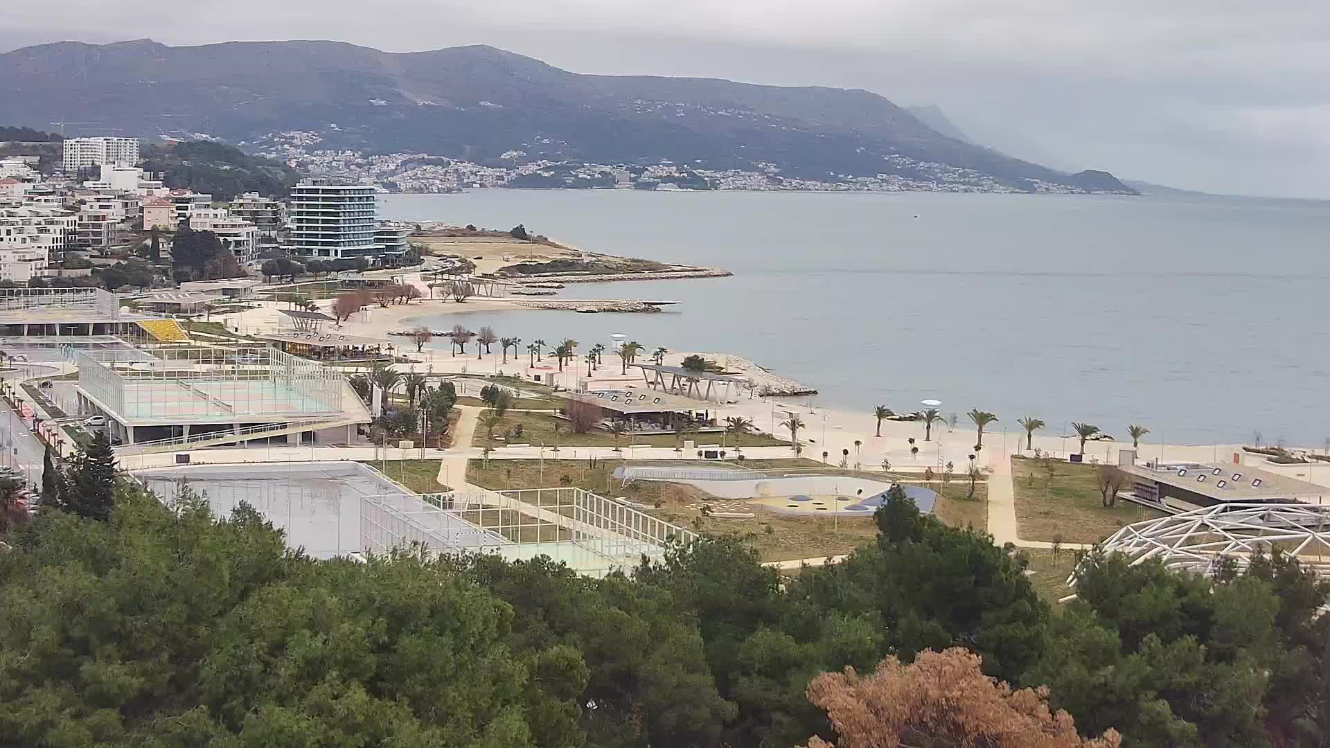 Plaža Žnjan in športni objekti – Split
