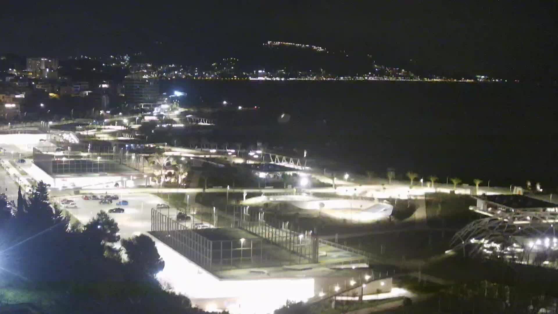 Plage Žnjan et installations sportives – Split