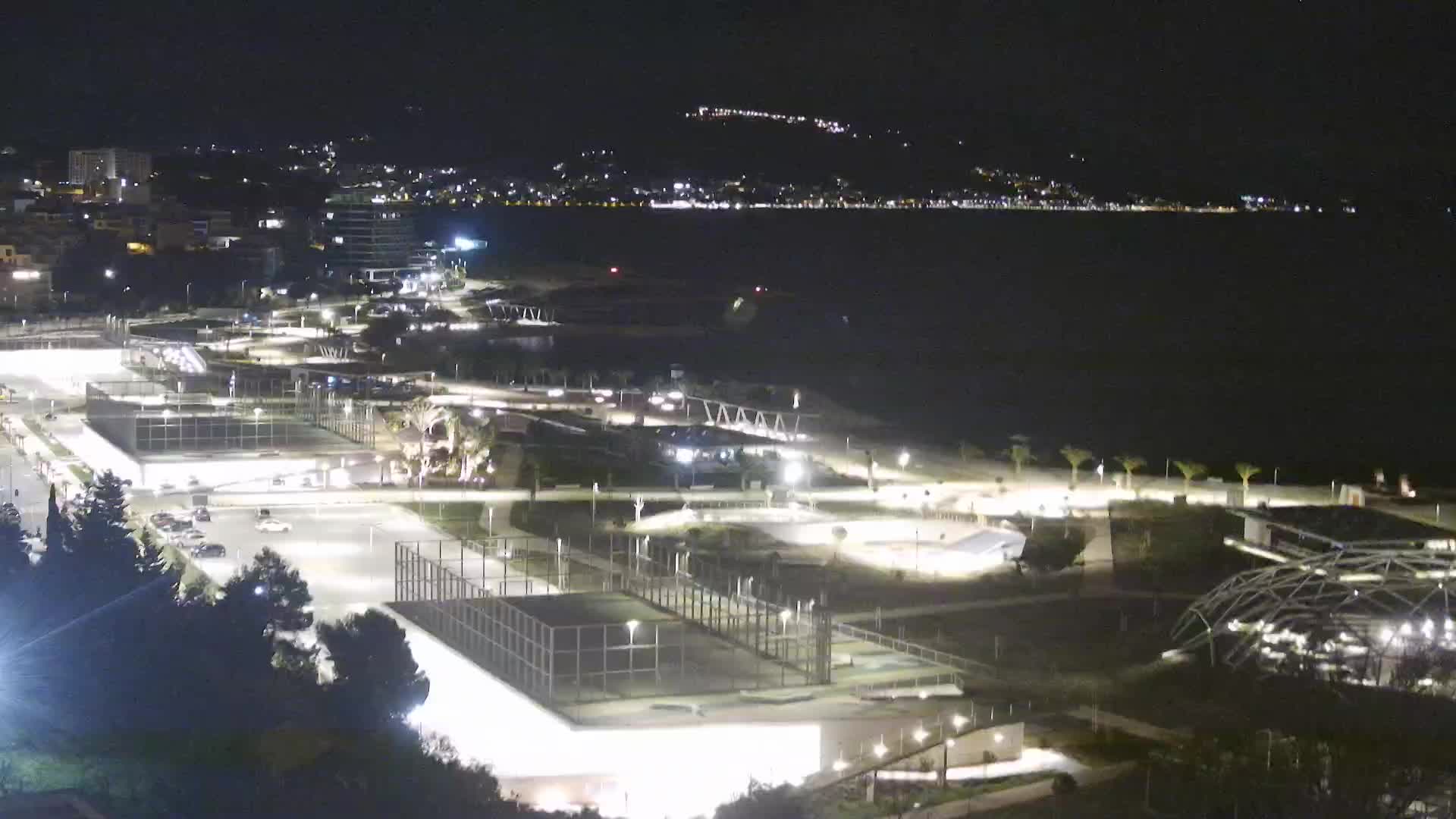 Playa Žnjan e instalaciones deportivas – Split