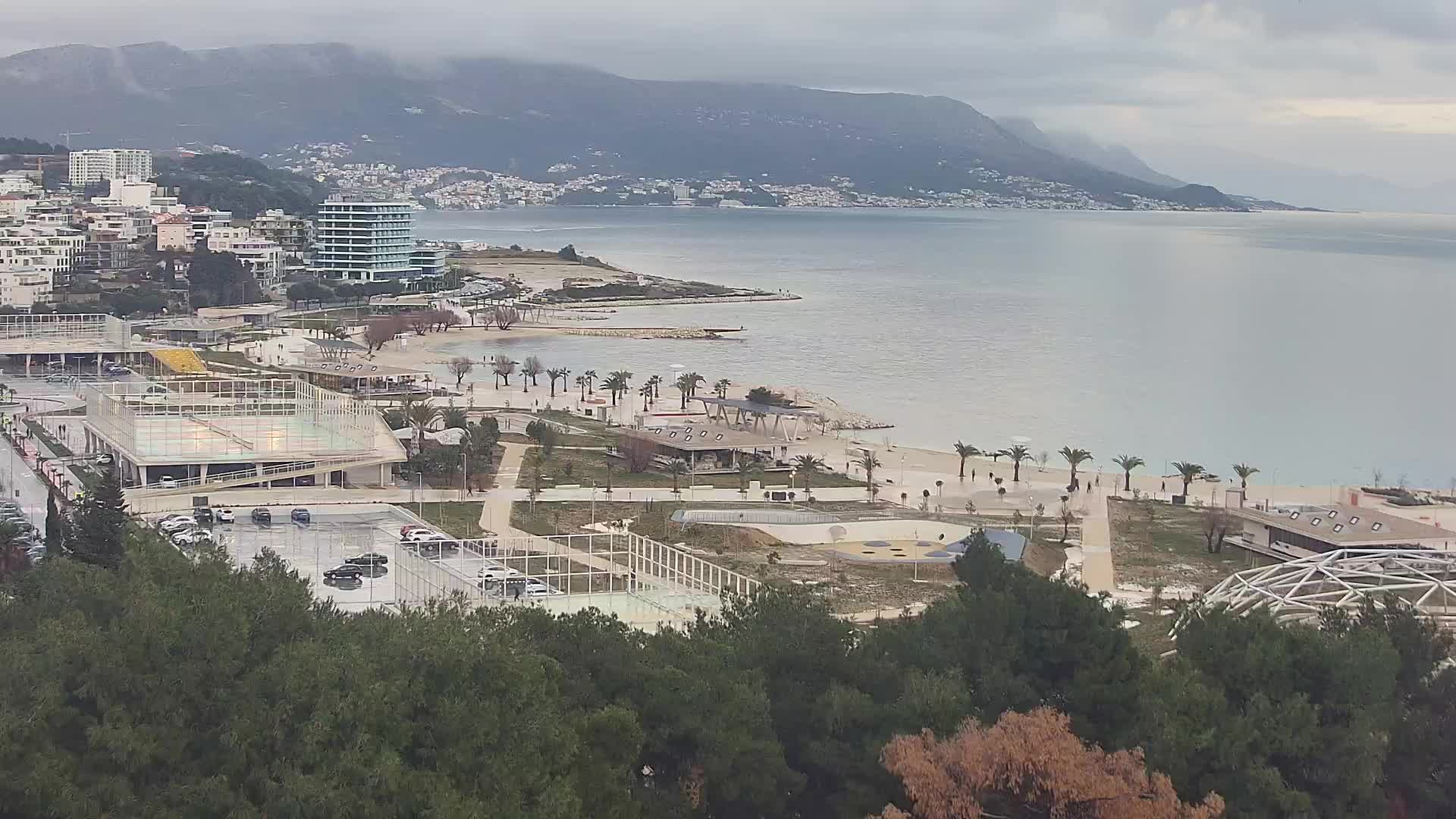 Plaža Žnjan in športni objekti – Split