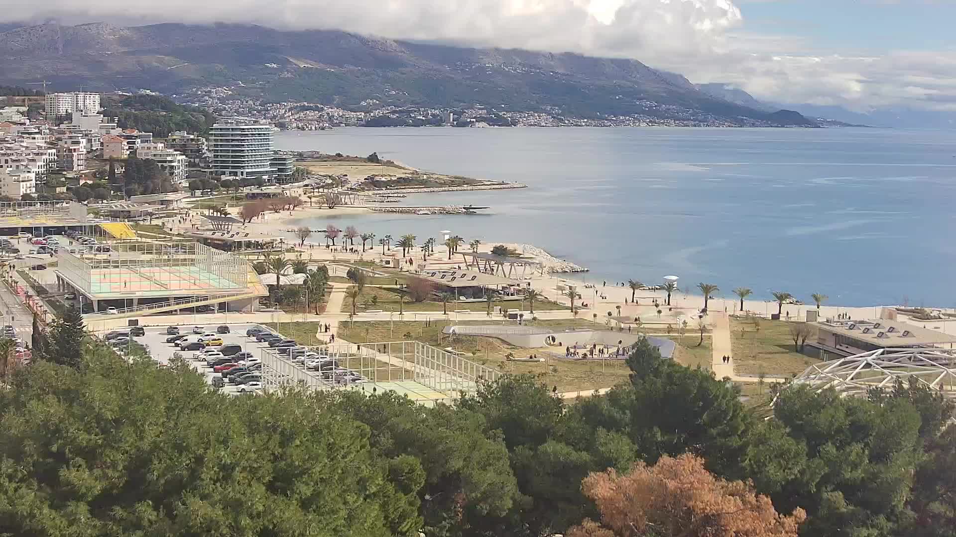 Plaža Žnjan in športni objekti – Split