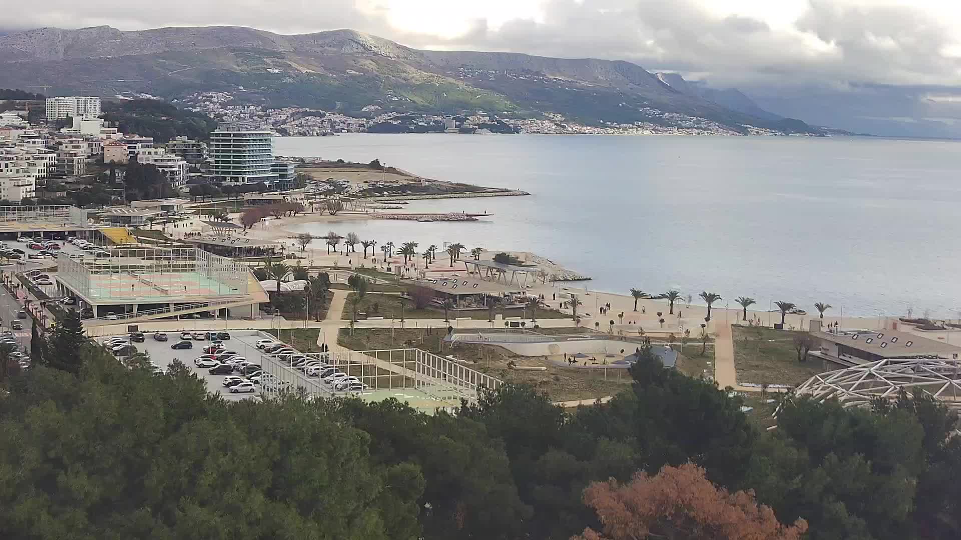 Plaža Žnjan in športni objekti – Split