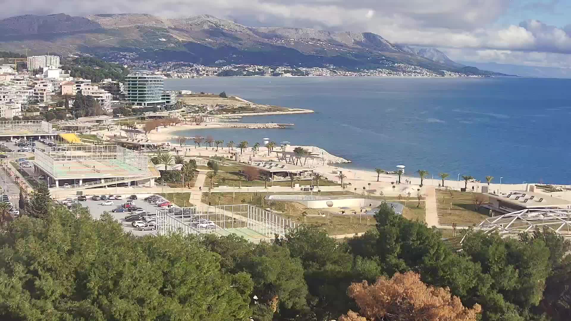 Plaža Žnjan in športni objekti – Split