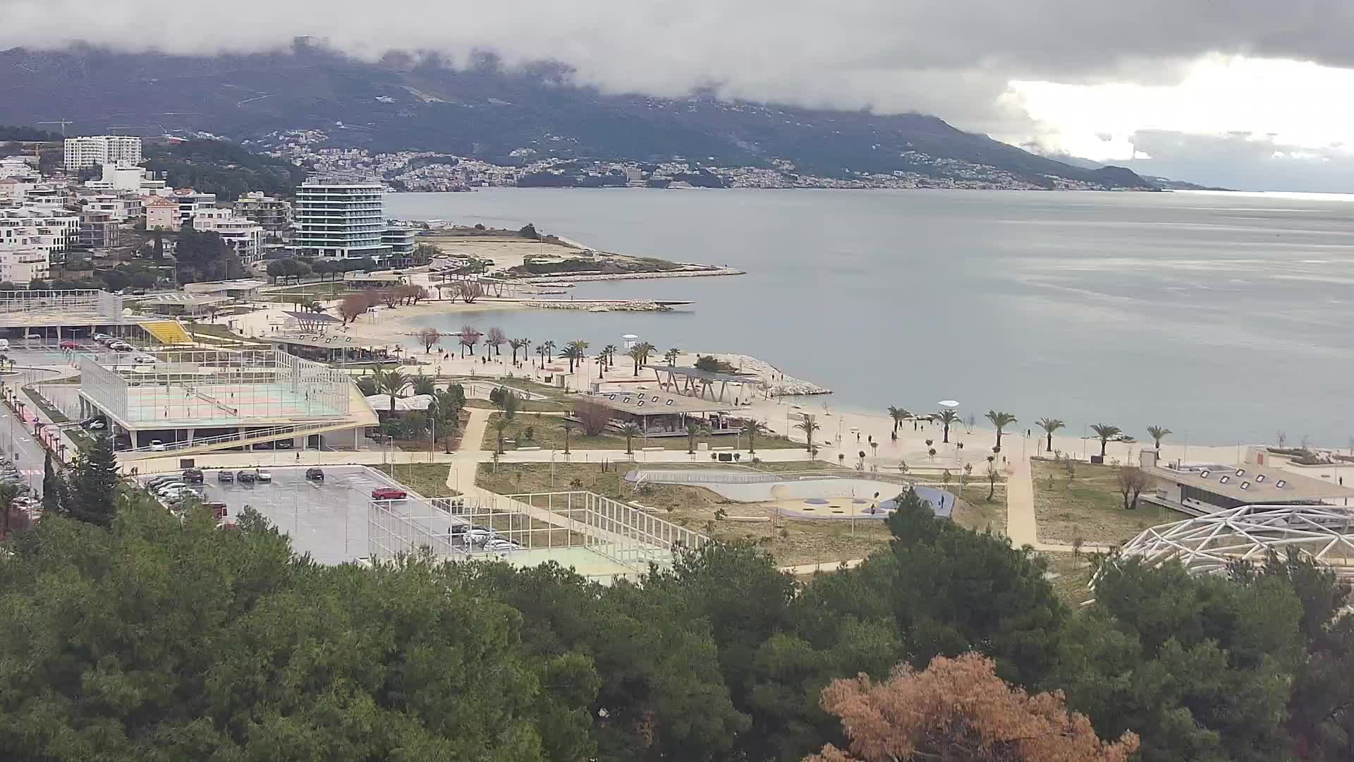 Plaža Žnjan in športni objekti – Split