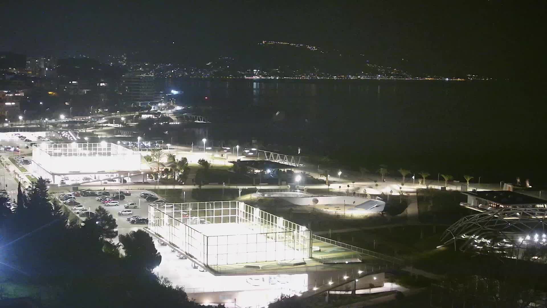 Plage Žnjan et installations sportives – Split