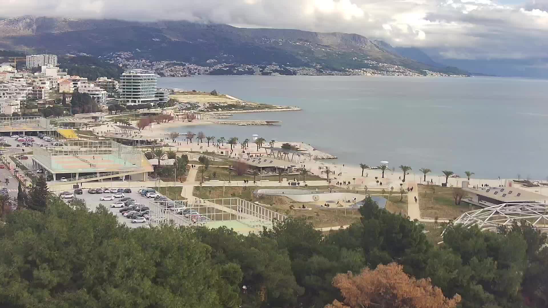 Plaža Žnjan in športni objekti – Split
