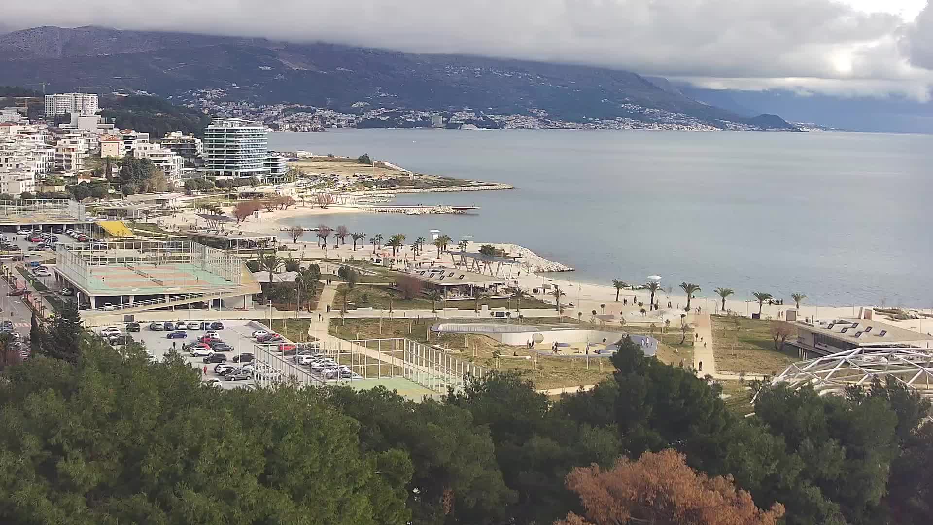 Playa Žnjan e instalaciones deportivas – Split