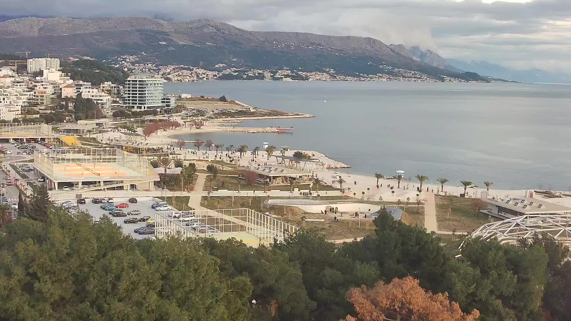 Playa Žnjan e instalaciones deportivas – Split
