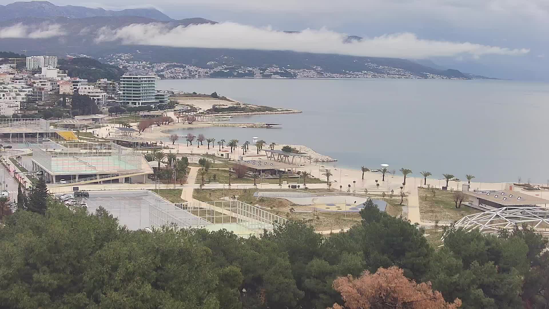 Plaža Žnjan in športni objekti – Split