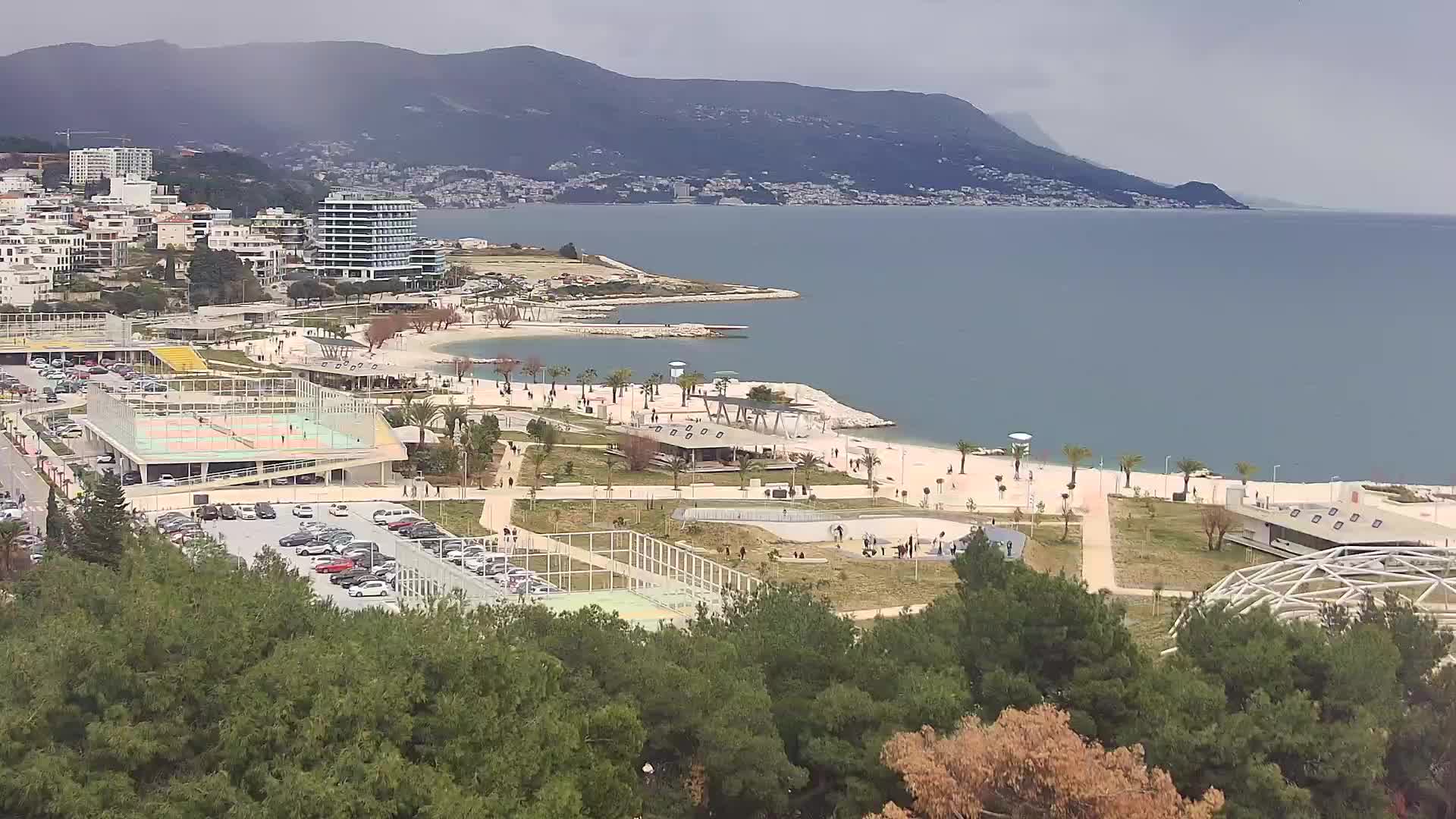 Plaža Žnjan in športni objekti – Split