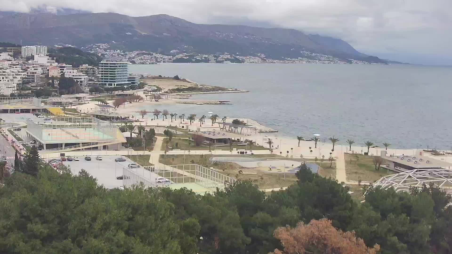 Playa Žnjan e instalaciones deportivas – Split