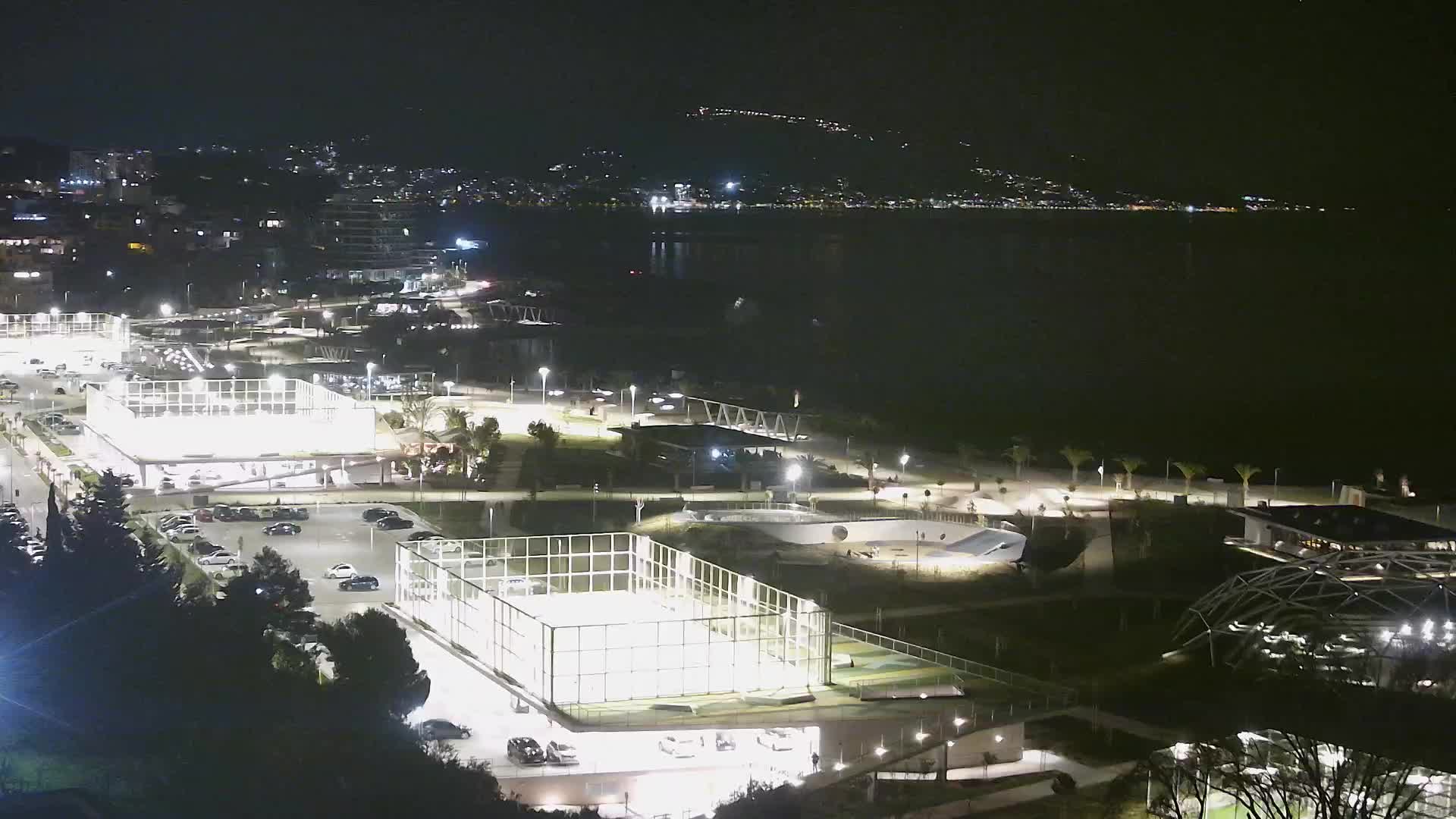 Plaža Žnjan in športni objekti – Split